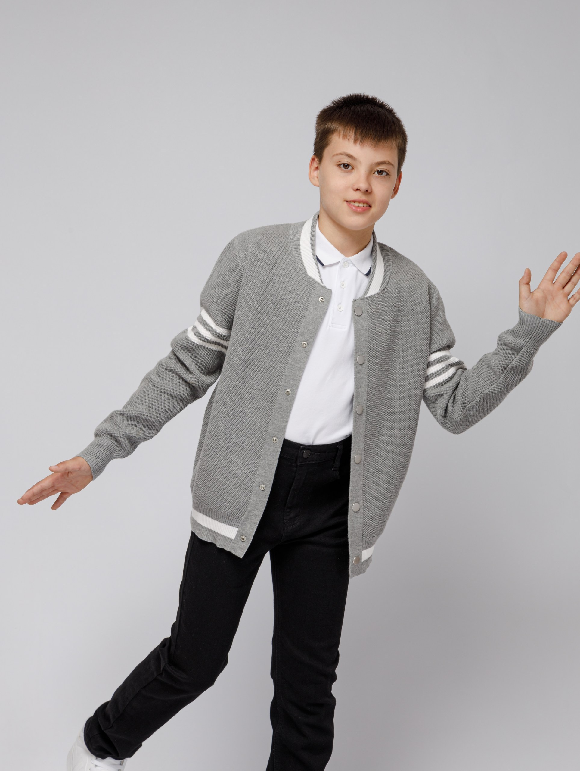 Съёмка зимней и школьной одежды фирмы Индиго джинс для WB. Студия коммерческой съемки ХВОЯ