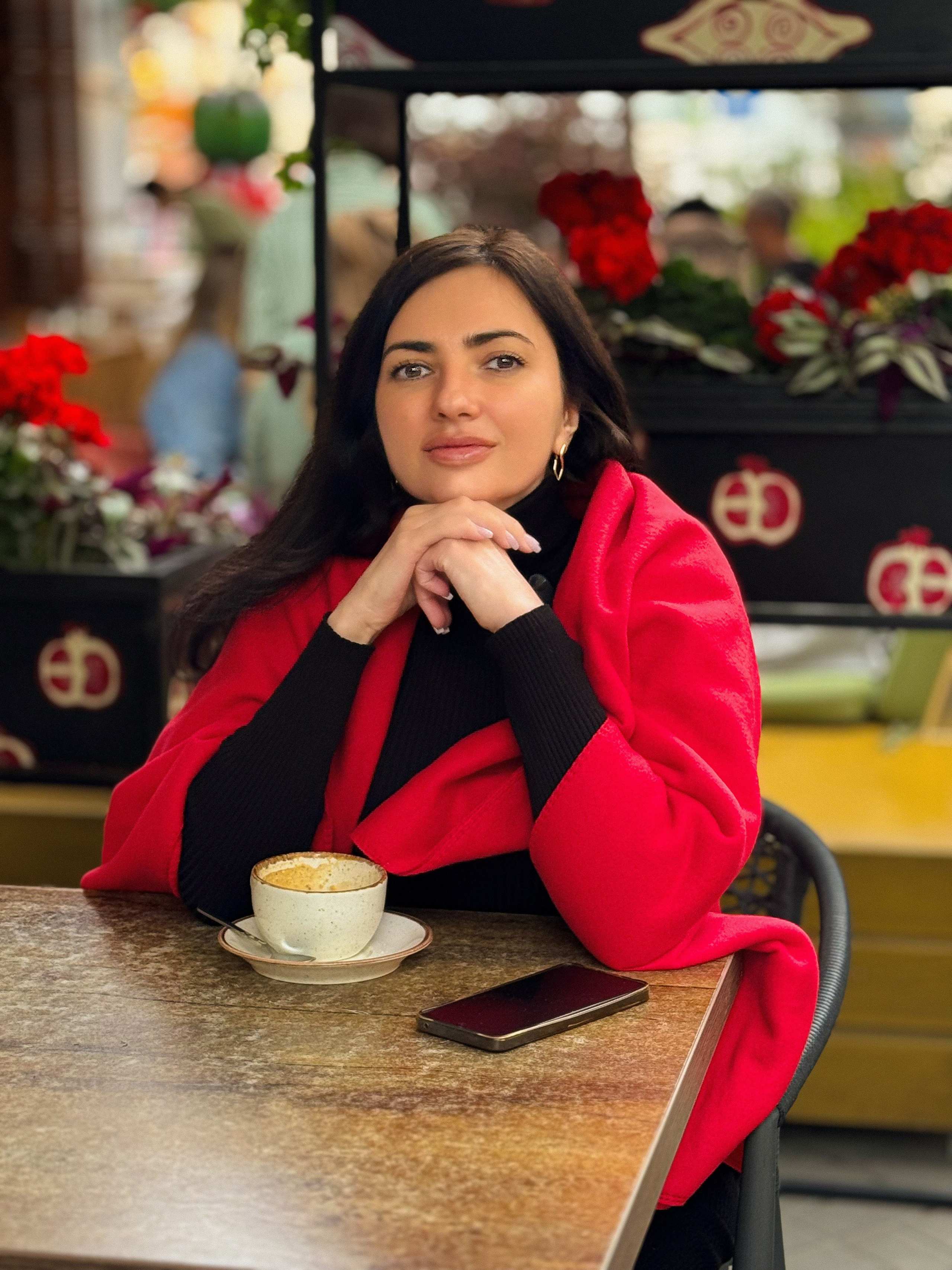 ЕЛЕНА. Мобильный фотограф рилсмейкер в Ростове-на-Дону Пипаш Екатерина