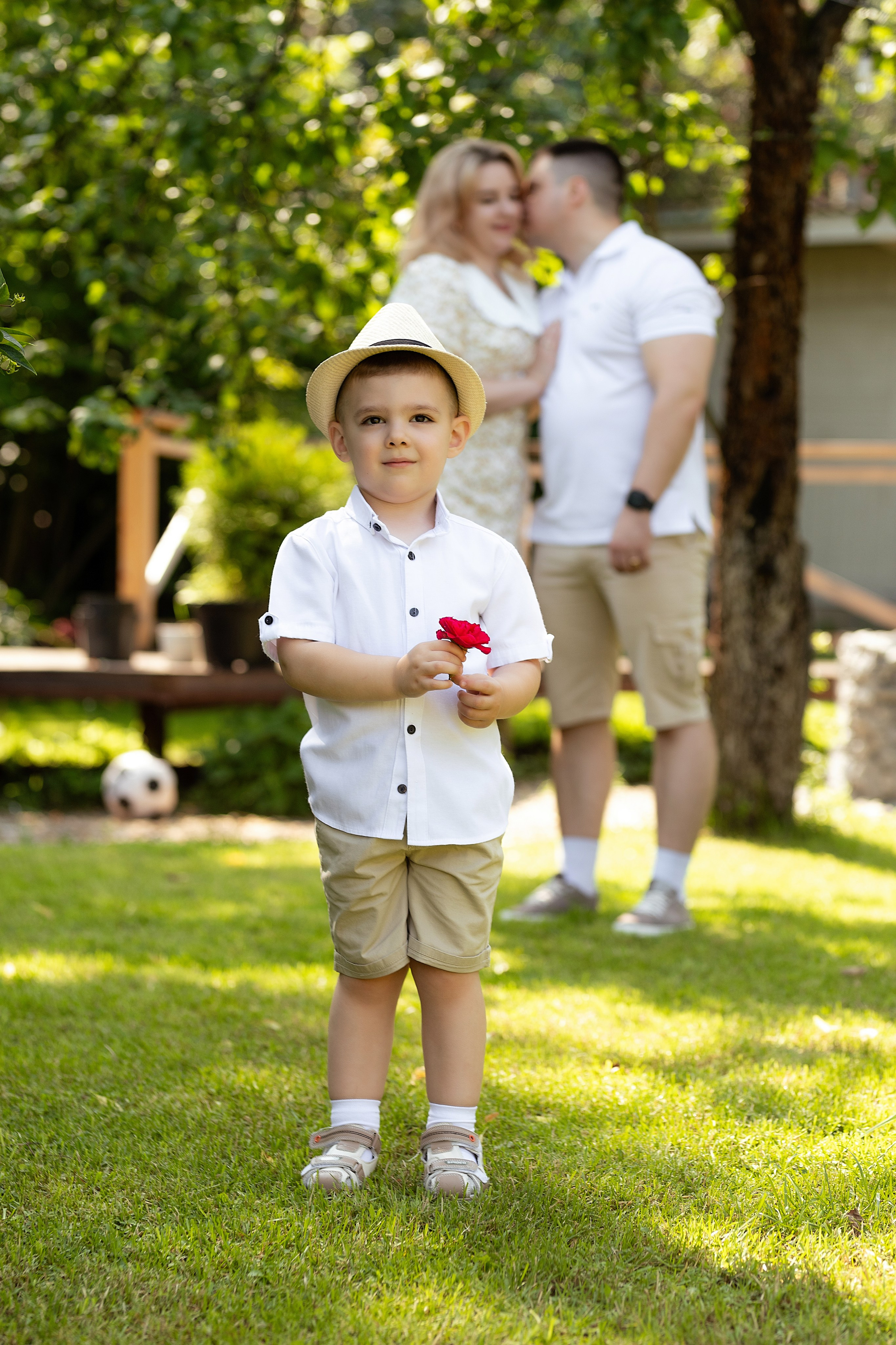 Семейная фотосессия на фотодаче в Купавне. Фотограф в Железнодорожном и Балашихе
