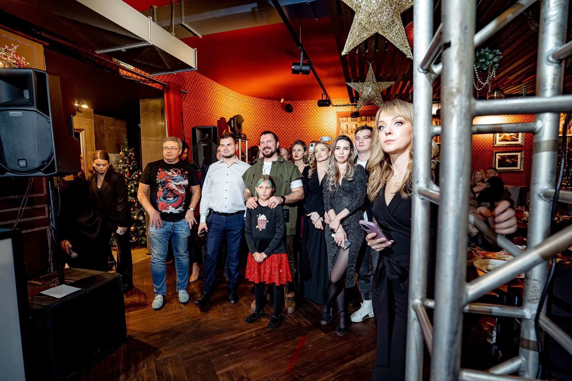 Новый год 2024 в Peoples. Сергей Кошкин. Репортажная и ивент-фотография в Сургуте