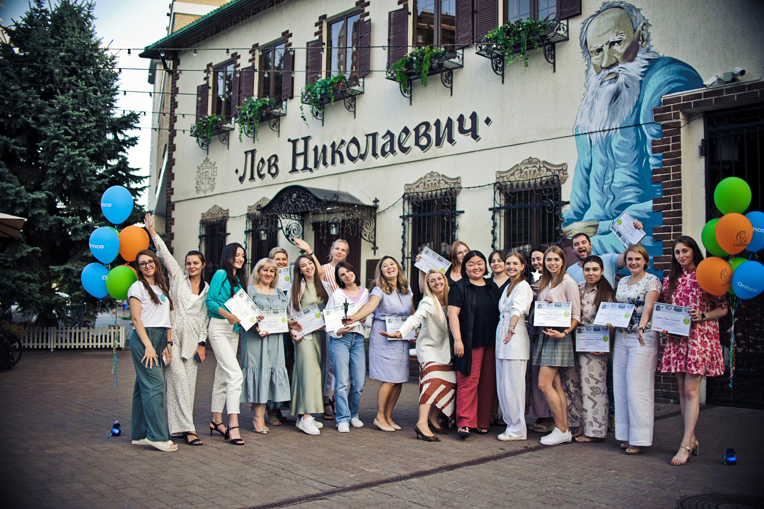 Выпускной стоматологов. Свадебный и семейный фотограф в Ростове-на-Дону Алина Астахова