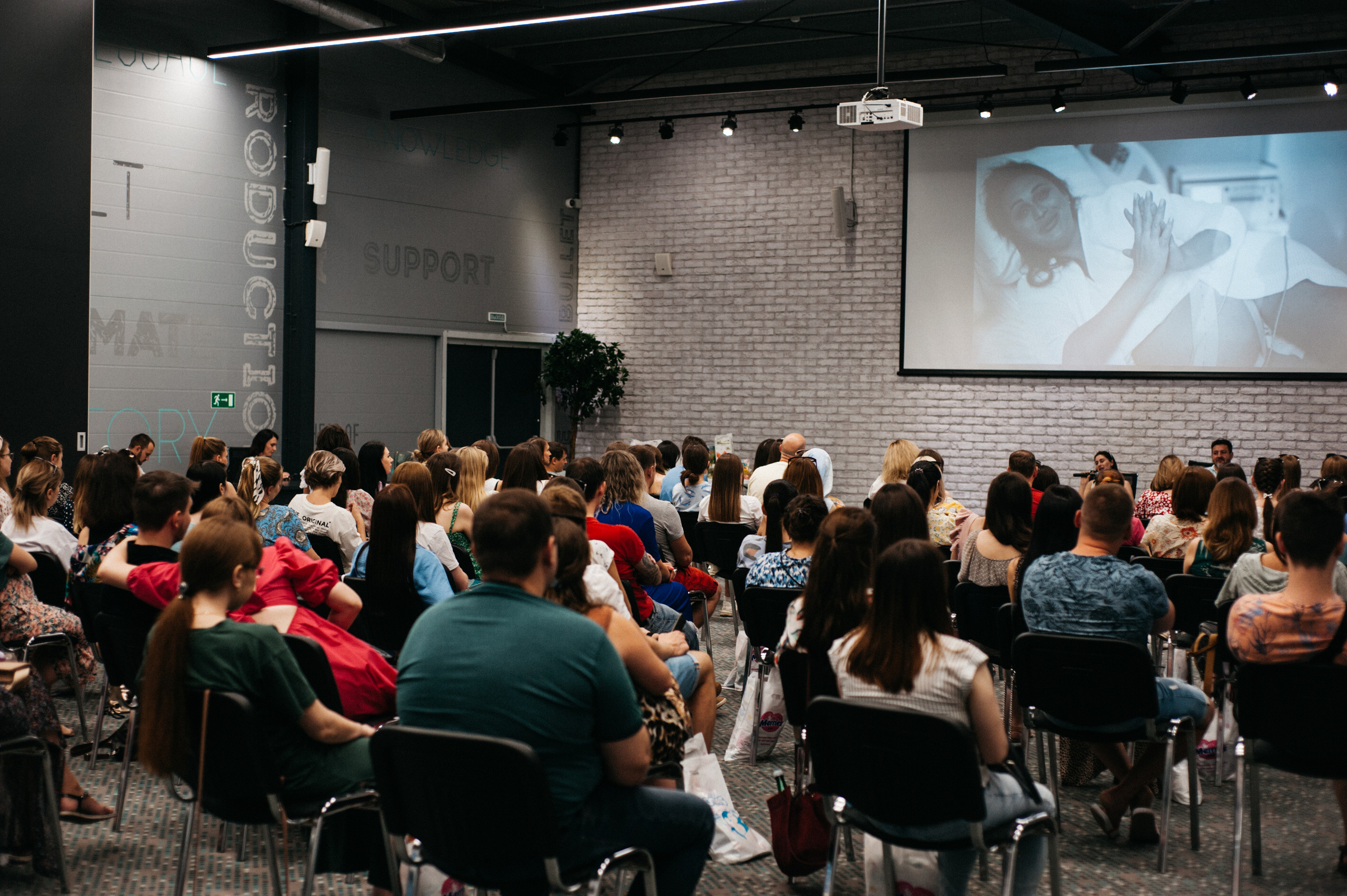 Праздник материнства. Свадебный и семейный фотограф в Ростове-на-Дону Алина Астахова
