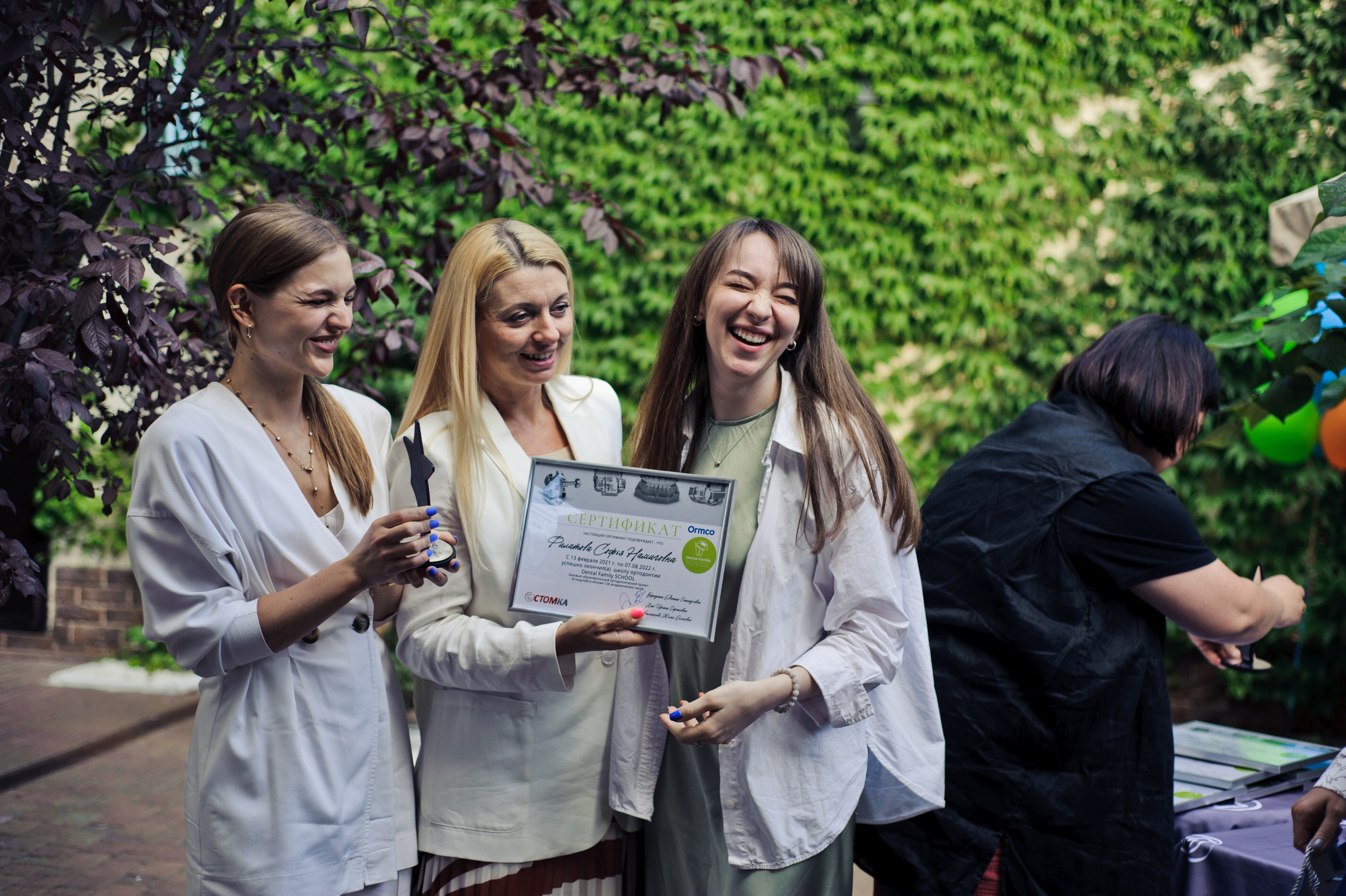Выпускной стоматологов. Свадебный и семейный фотограф в Ростове-на-Дону Алина Астахова