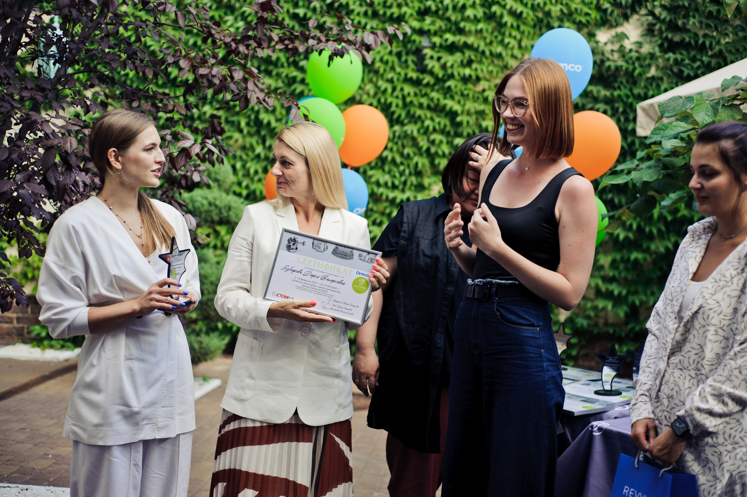 Выпускной стоматологов. Свадебный и семейный фотограф в Ростове-на-Дону Алина Астахова