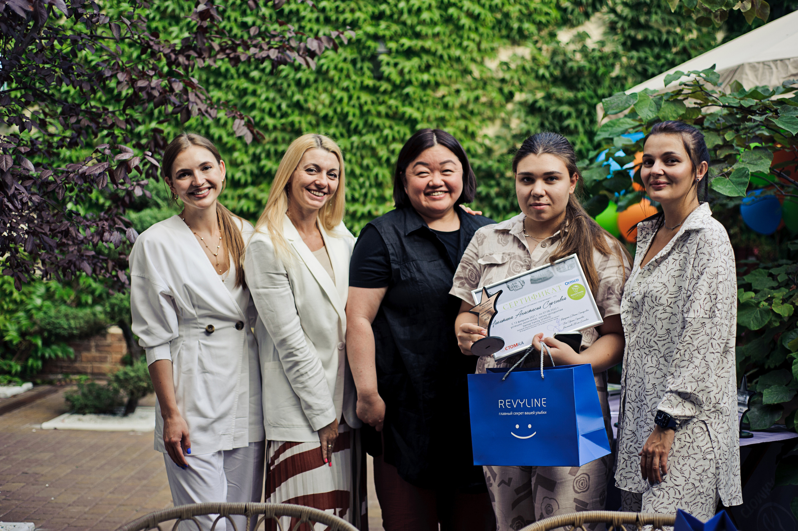 Выпускной стоматологов. Свадебный и семейный фотограф в Ростове-на-Дону Алина Астахова