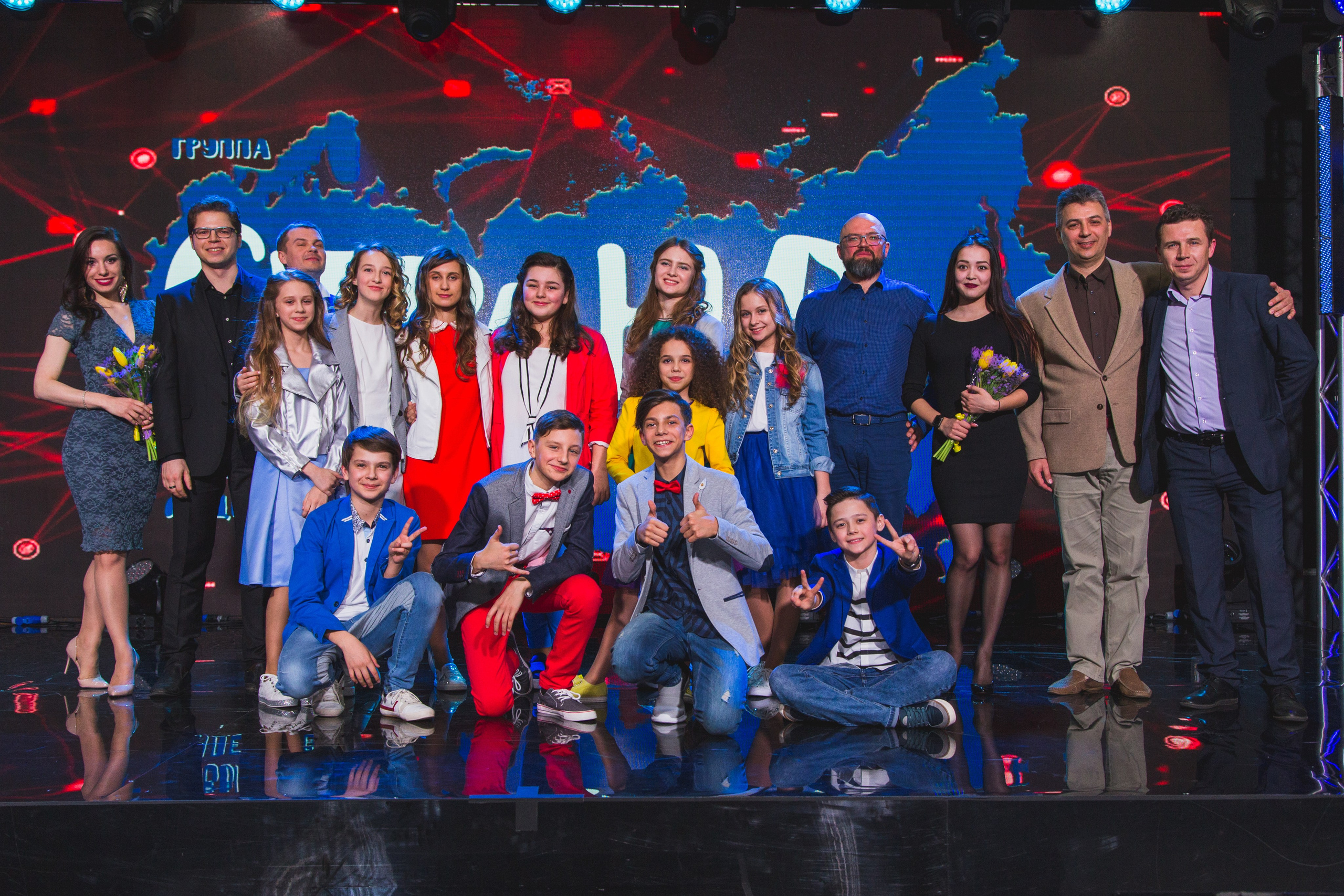 О2ТВ группа СТРАНА. Видеооператор/Фотограф Николай Завьялов