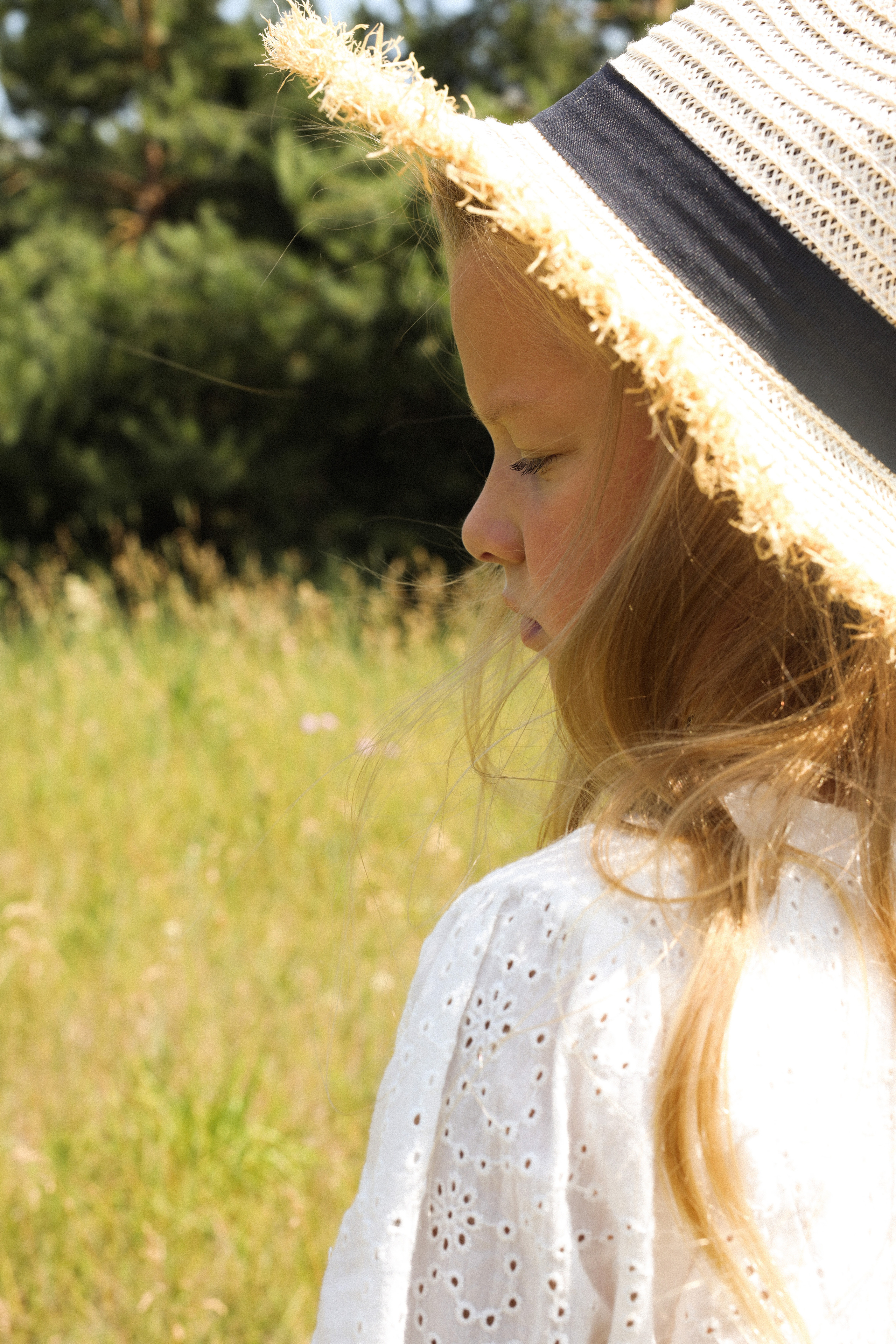 Даша и дочки в поле 🌾. Фотограф Нижний Новгород Юлия Болдырева