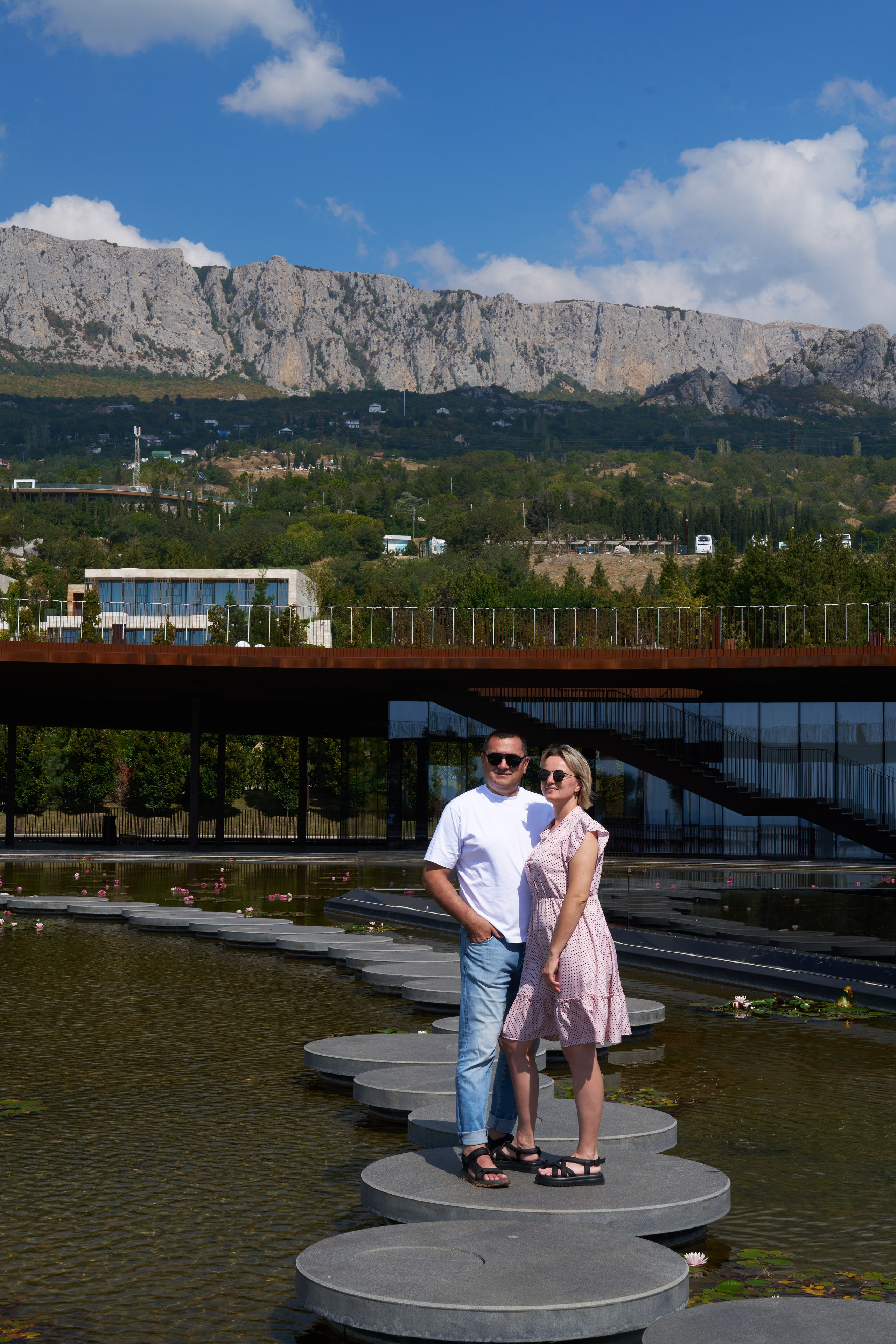 Семейная прогулка 4 человека. Свадебный фотограф Виктория Роса