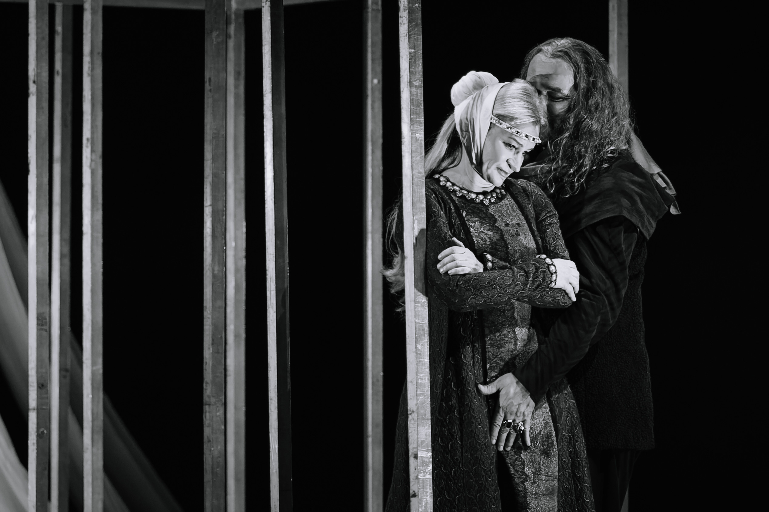 «Лев зимой». Фото и видео контент за одну съемку — Веретенников Егор