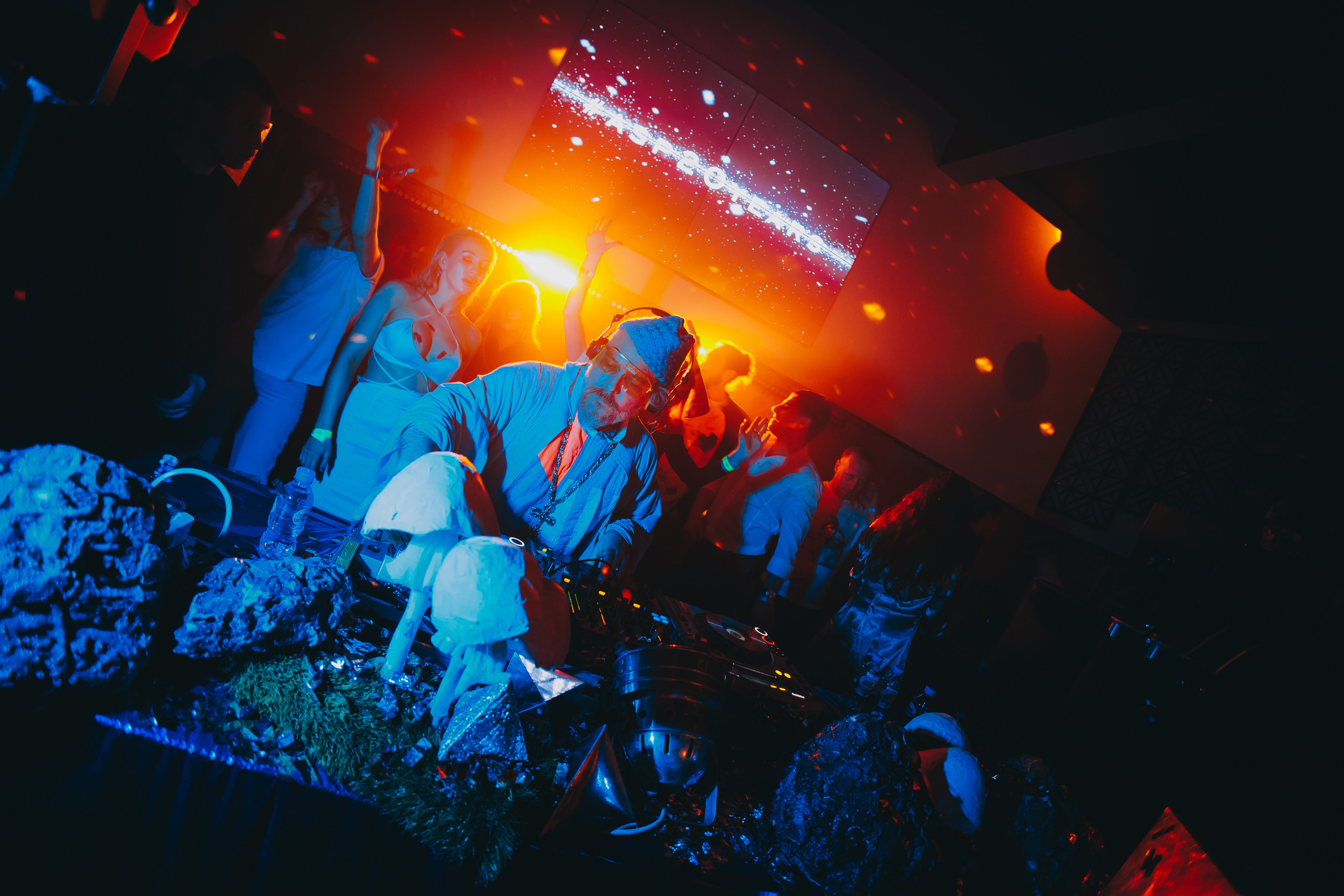 List. Фото и видео контент за одну съемку — Веретенников Егор