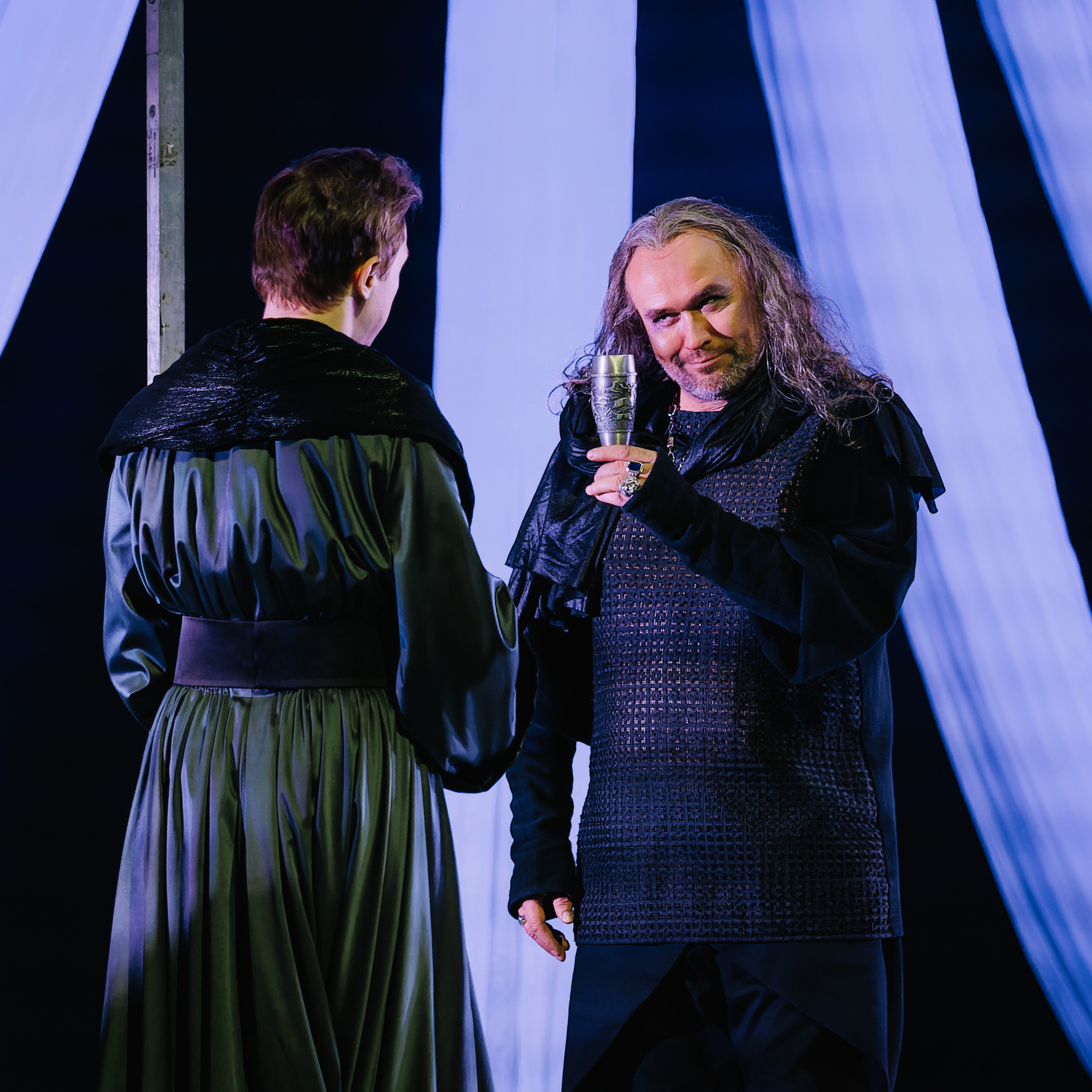 «Лев зимой». Фото и видео контент за одну съемку — Веретенников Егор