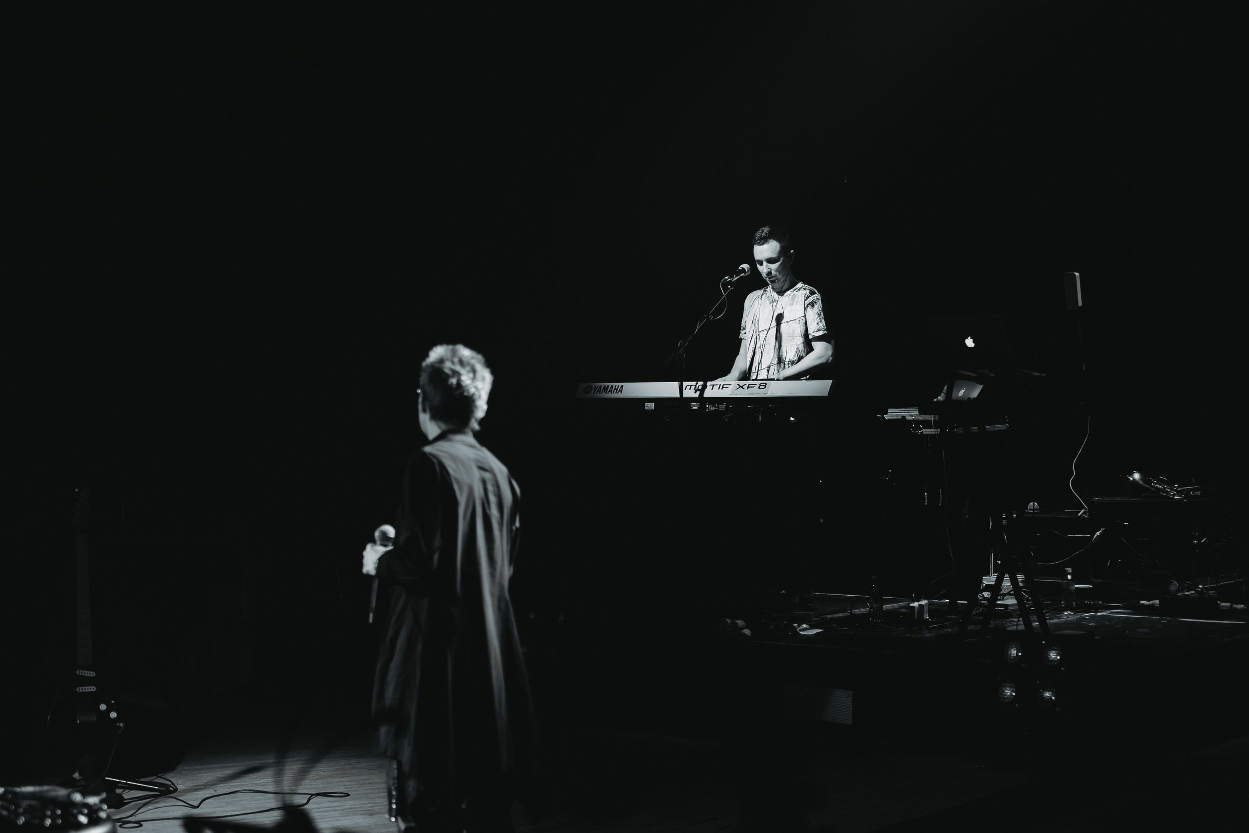 Сурганова и оркестр. Фото и видео контент за одну съемку — Веретенников Егор