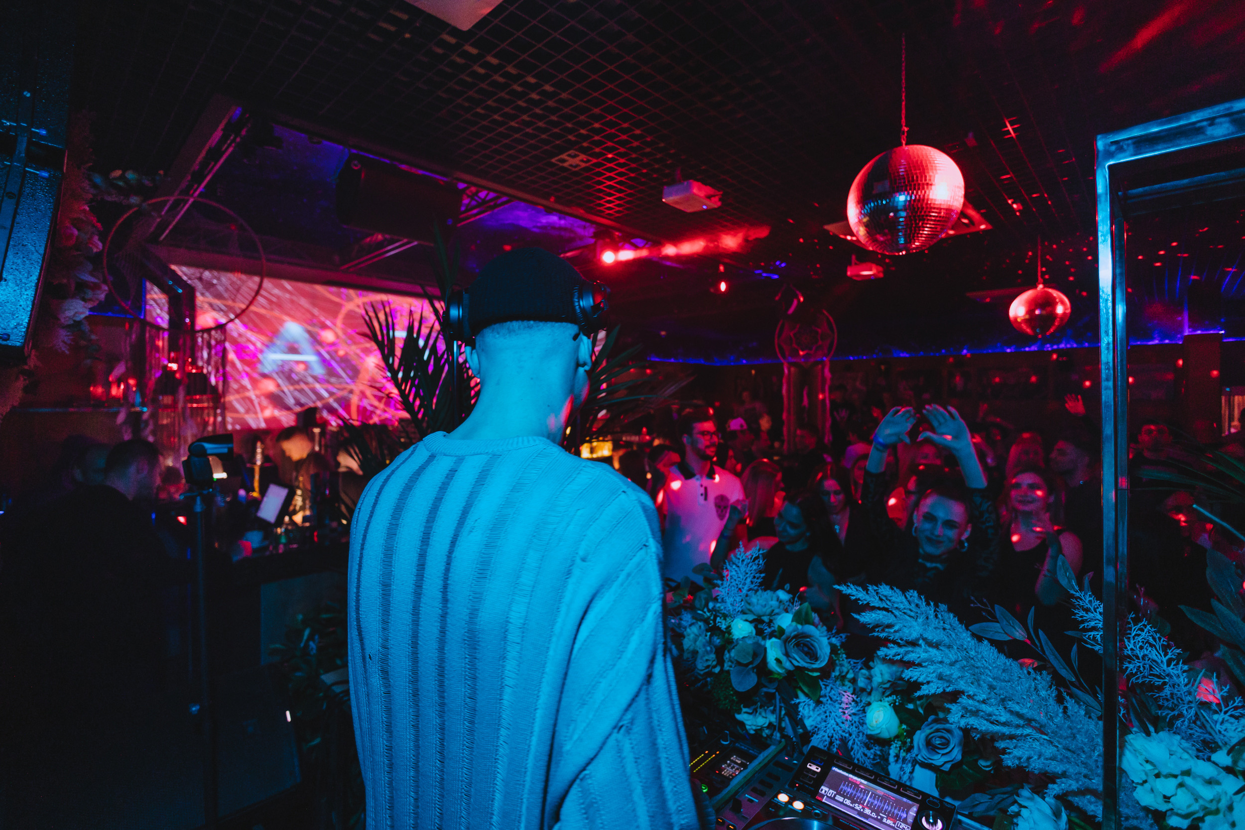 VESNA. Фото и видео контент за одну съемку — Веретенников Егор