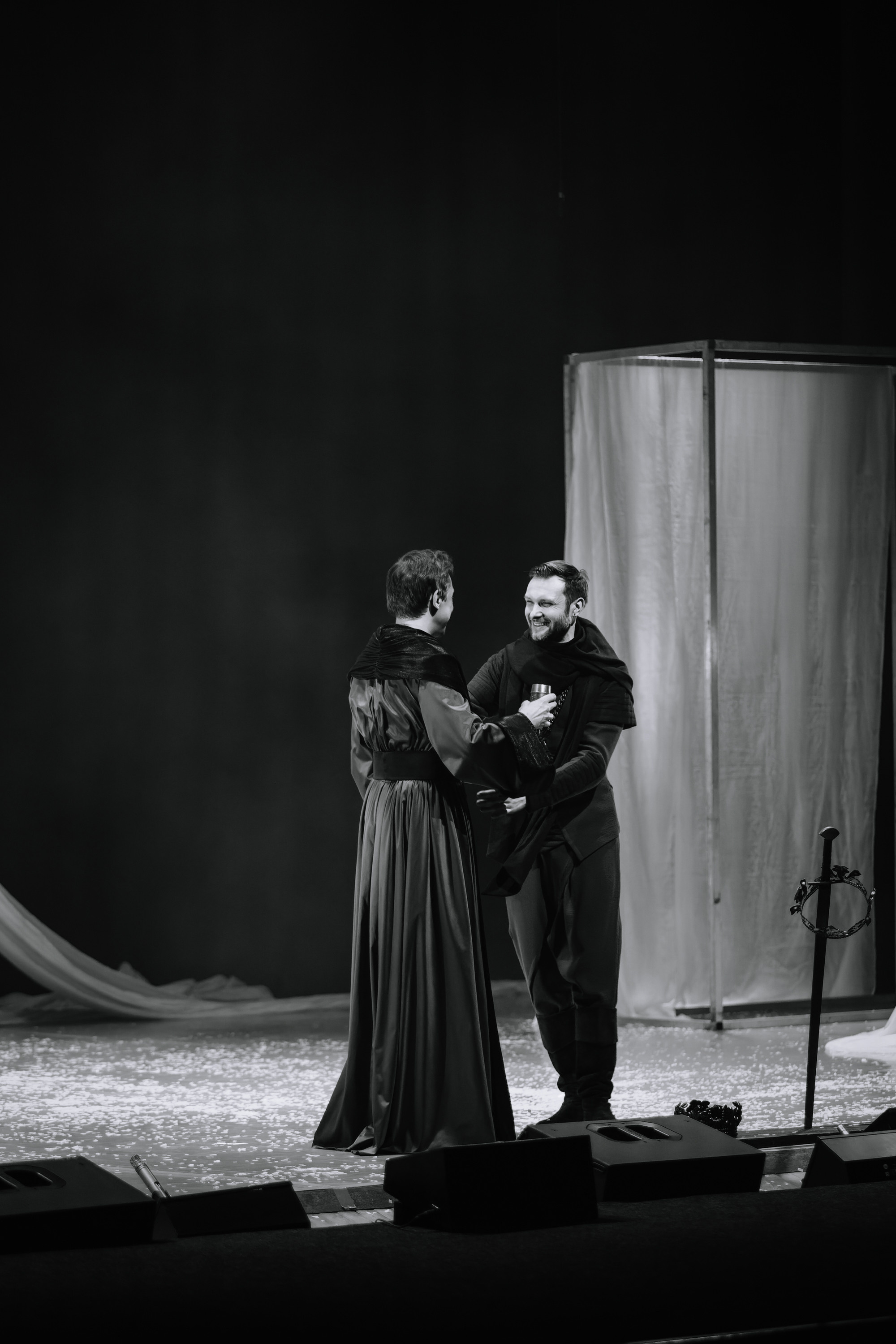 «Лев зимой». Фото и видео контент за одну съемку — Веретенников Егор