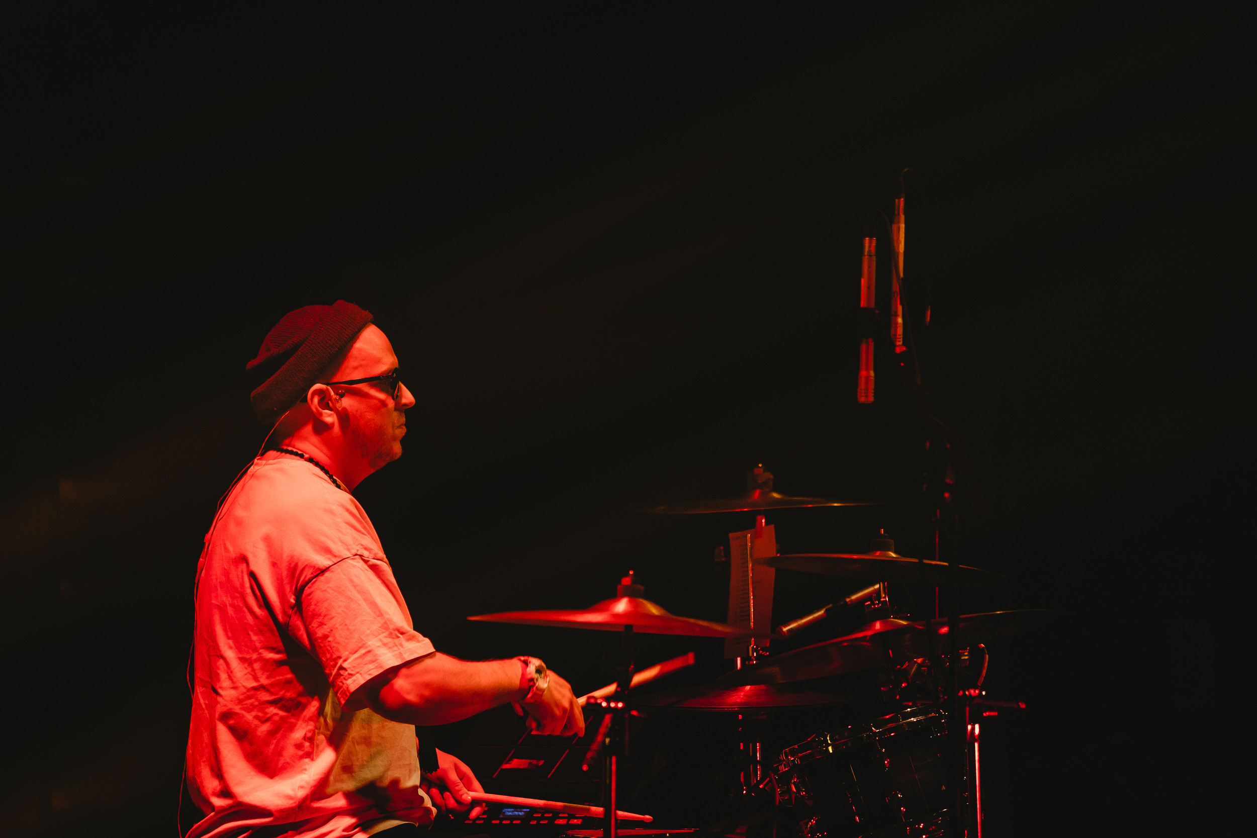 Сурганова и оркестр. Фото и видео контент за одну съемку — Веретенников Егор