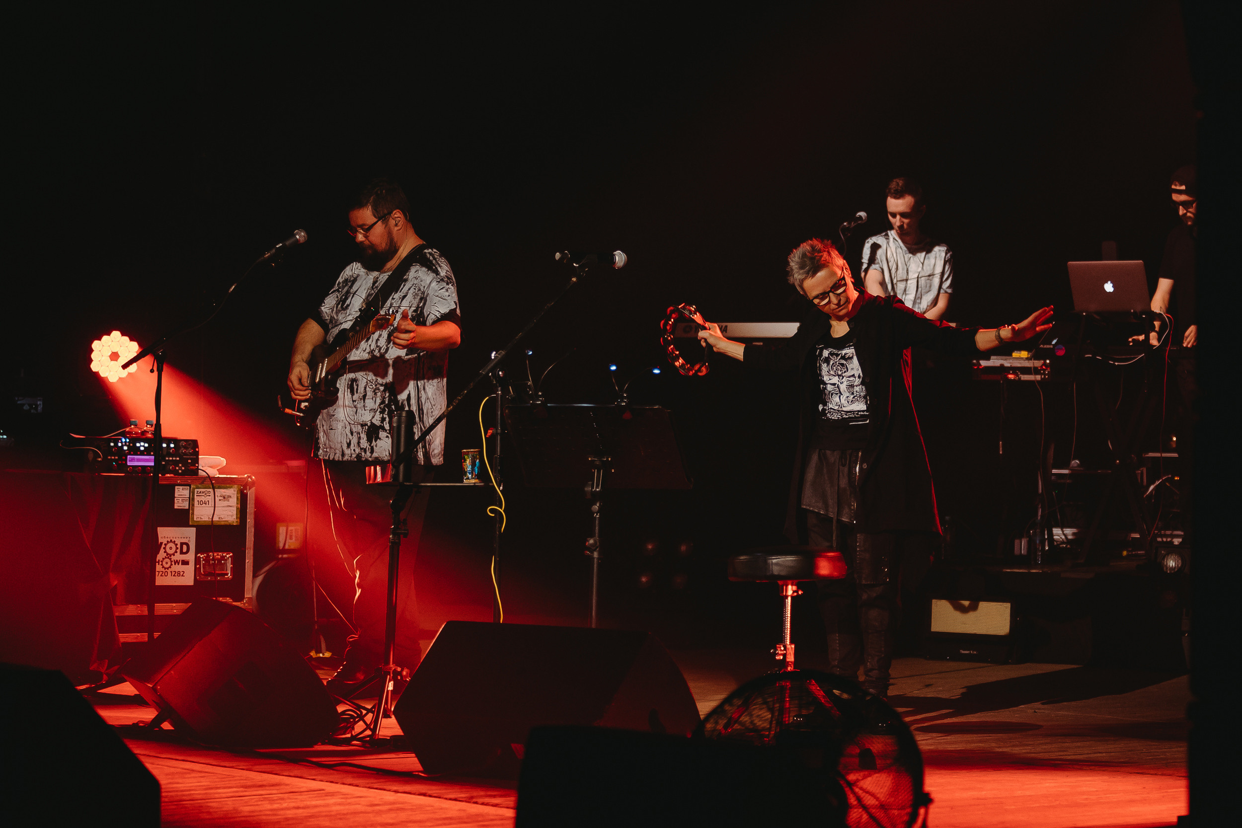 Сурганова и оркестр. Фото и видео контент за одну съемку — Веретенников Егор