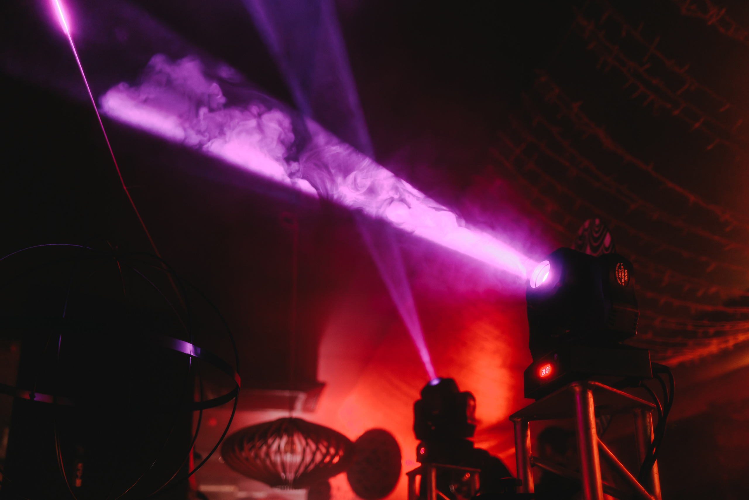 MANTRA: Betelgeize. Фото и видео контент за одну съемку — Веретенников Егор