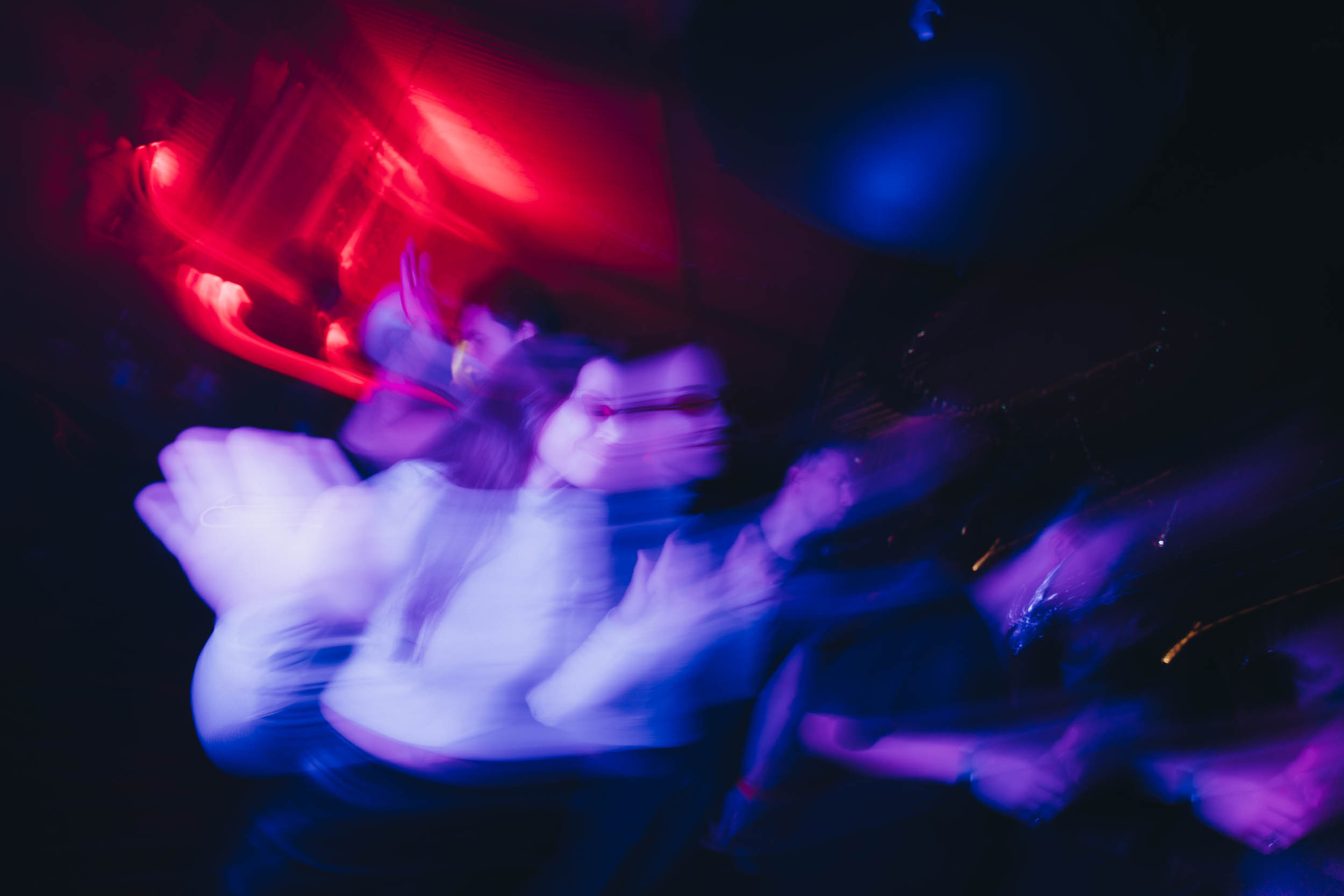 MANTRA: Acrobat. Фото и видео контент за одну съемку — Веретенников Егор