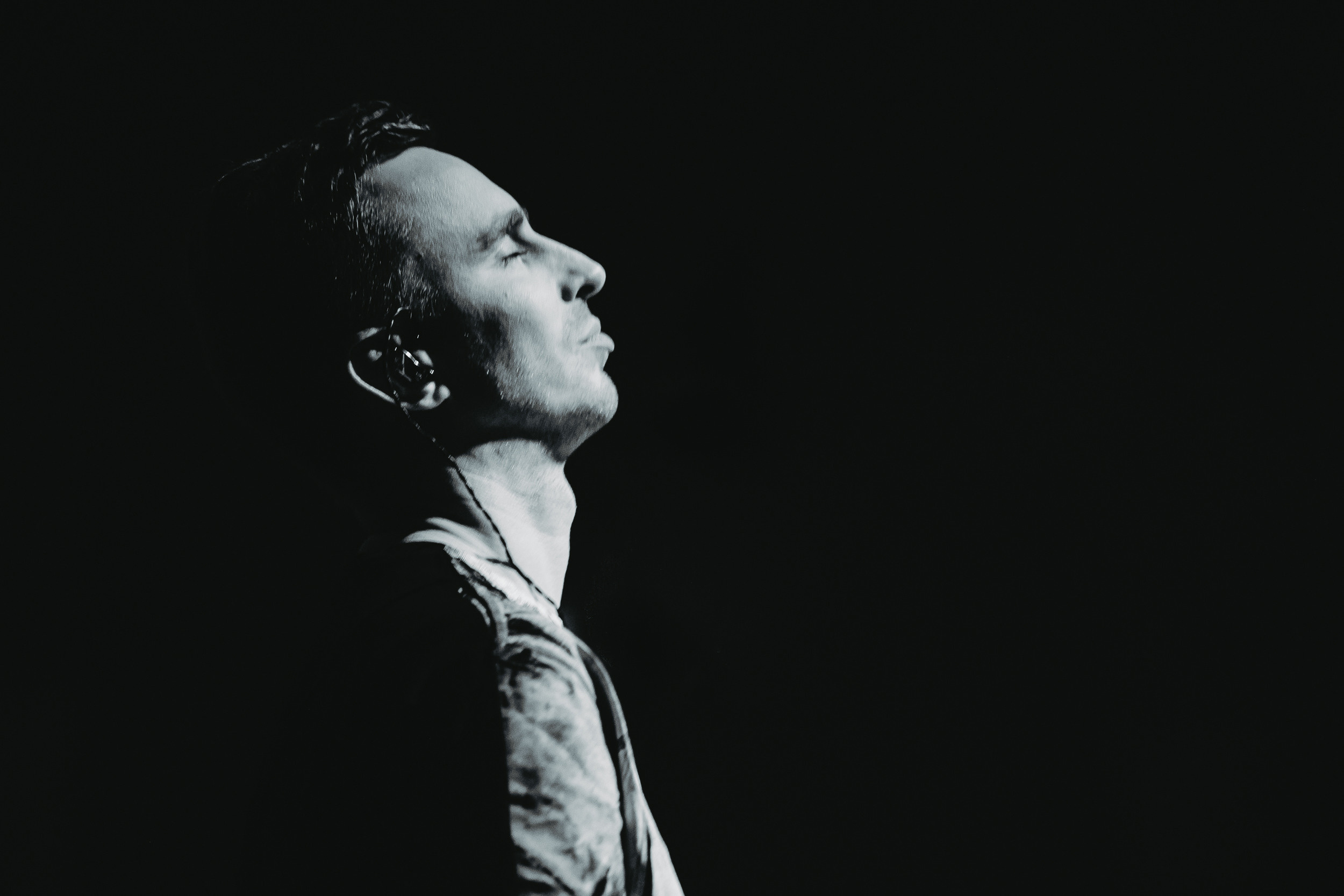 Сурганова и оркестр. Фото и видео контент за одну съемку — Веретенников Егор