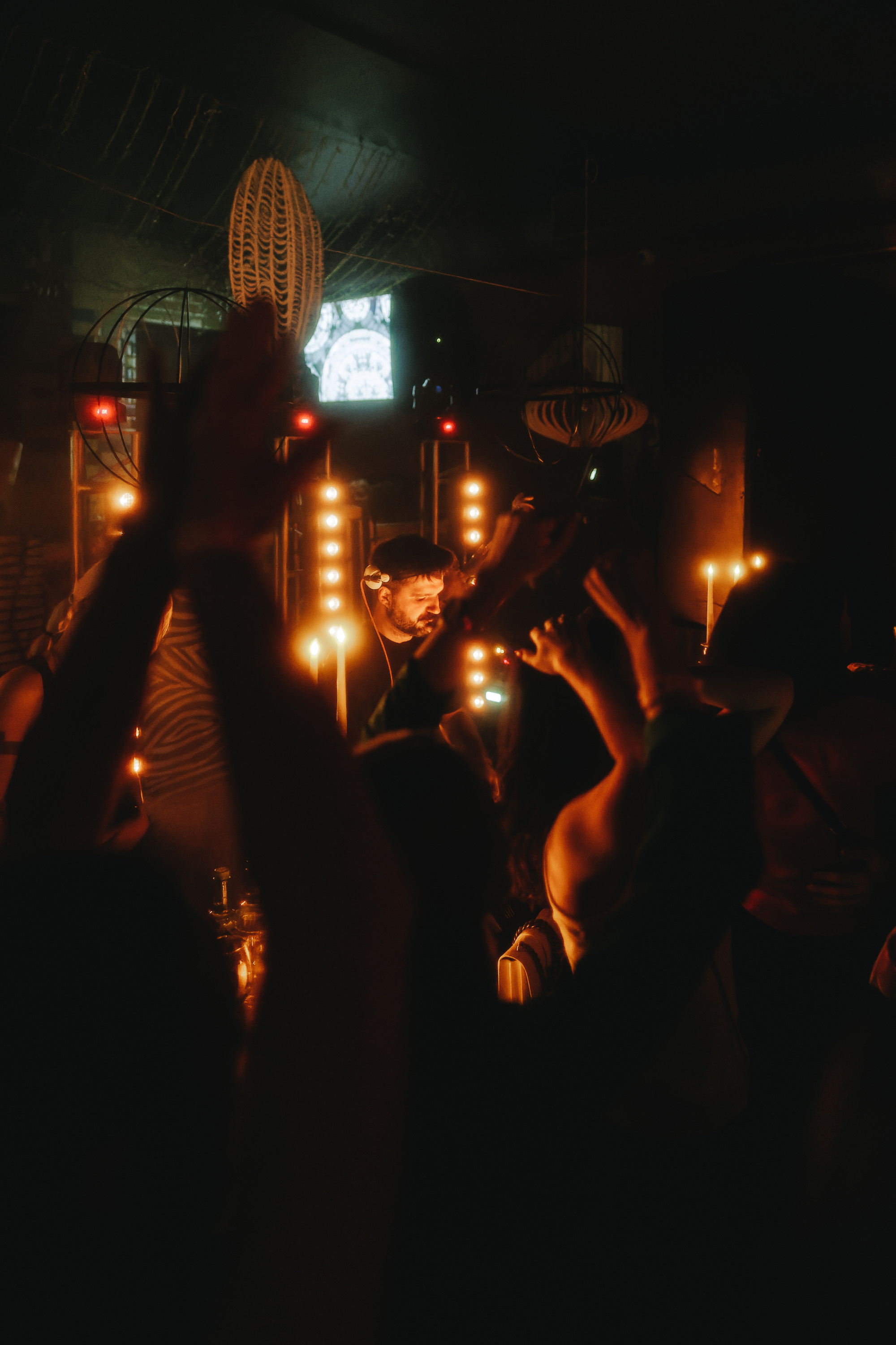 MANTRA: Betelgeize. Фото и видео контент за одну съемку — Веретенников Егор