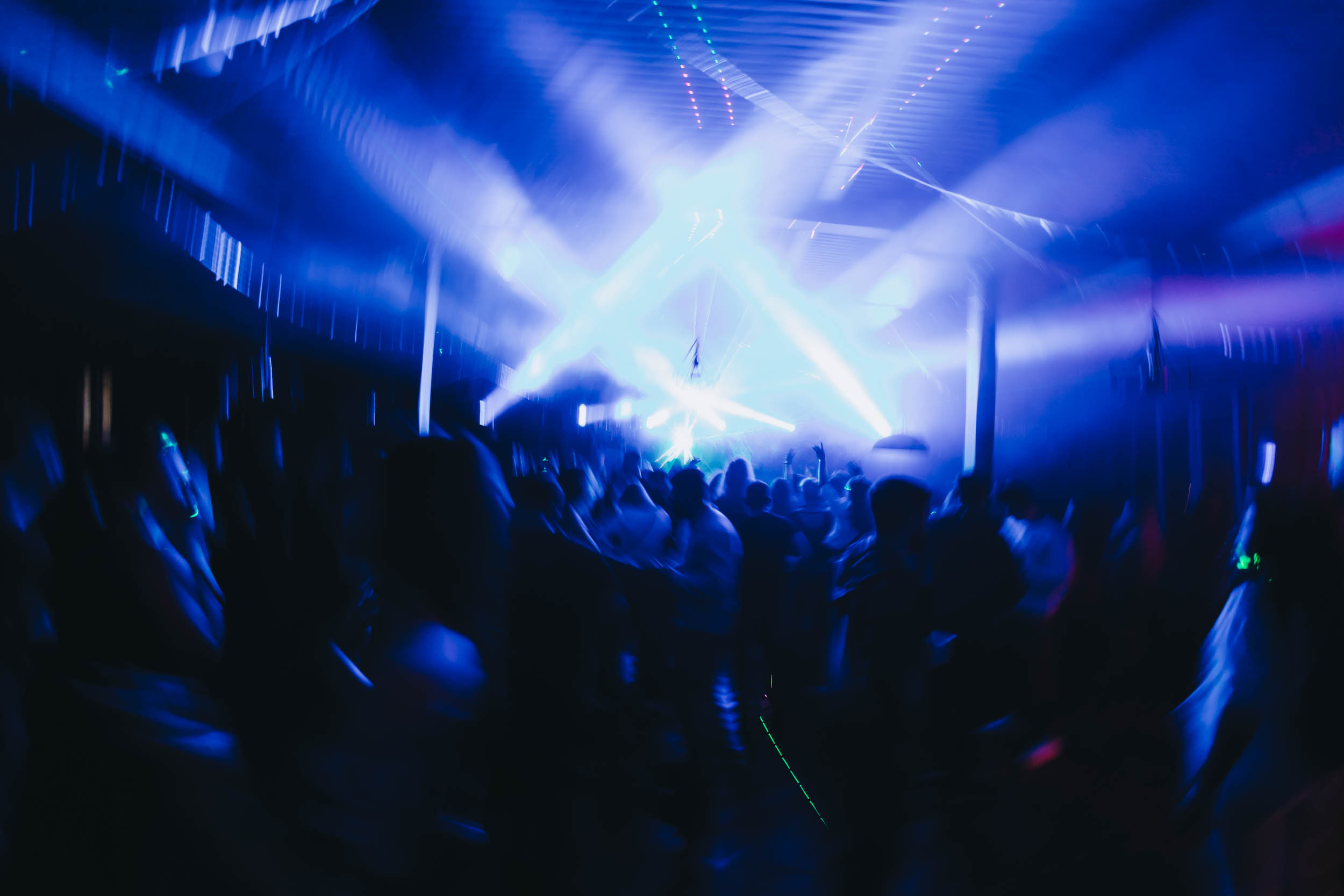 MANTRA: Acrobat. Фото и видео контент за одну съемку — Веретенников Егор