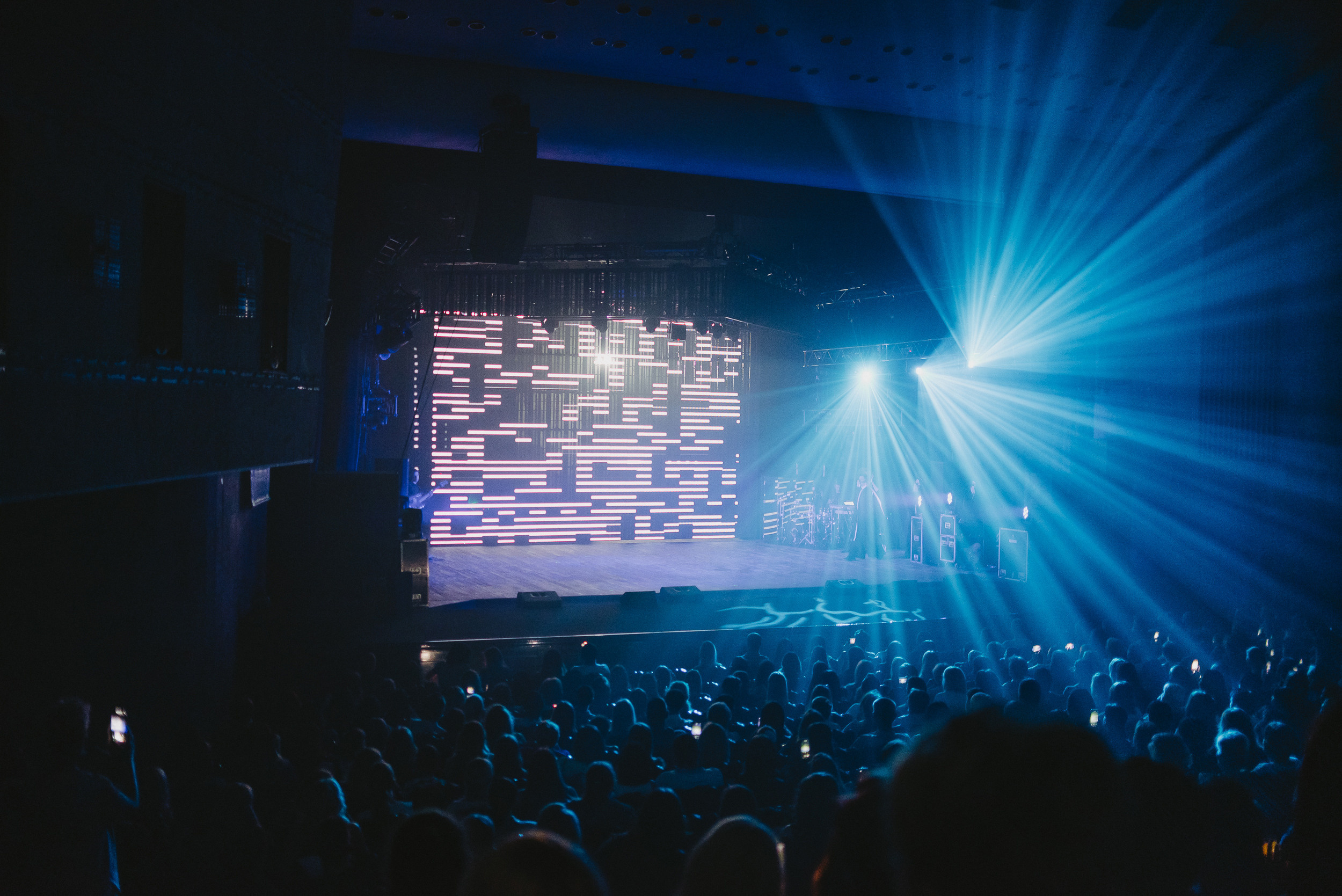 Лазарев. Фото и видео контент за одну съемку — Веретенников Егор