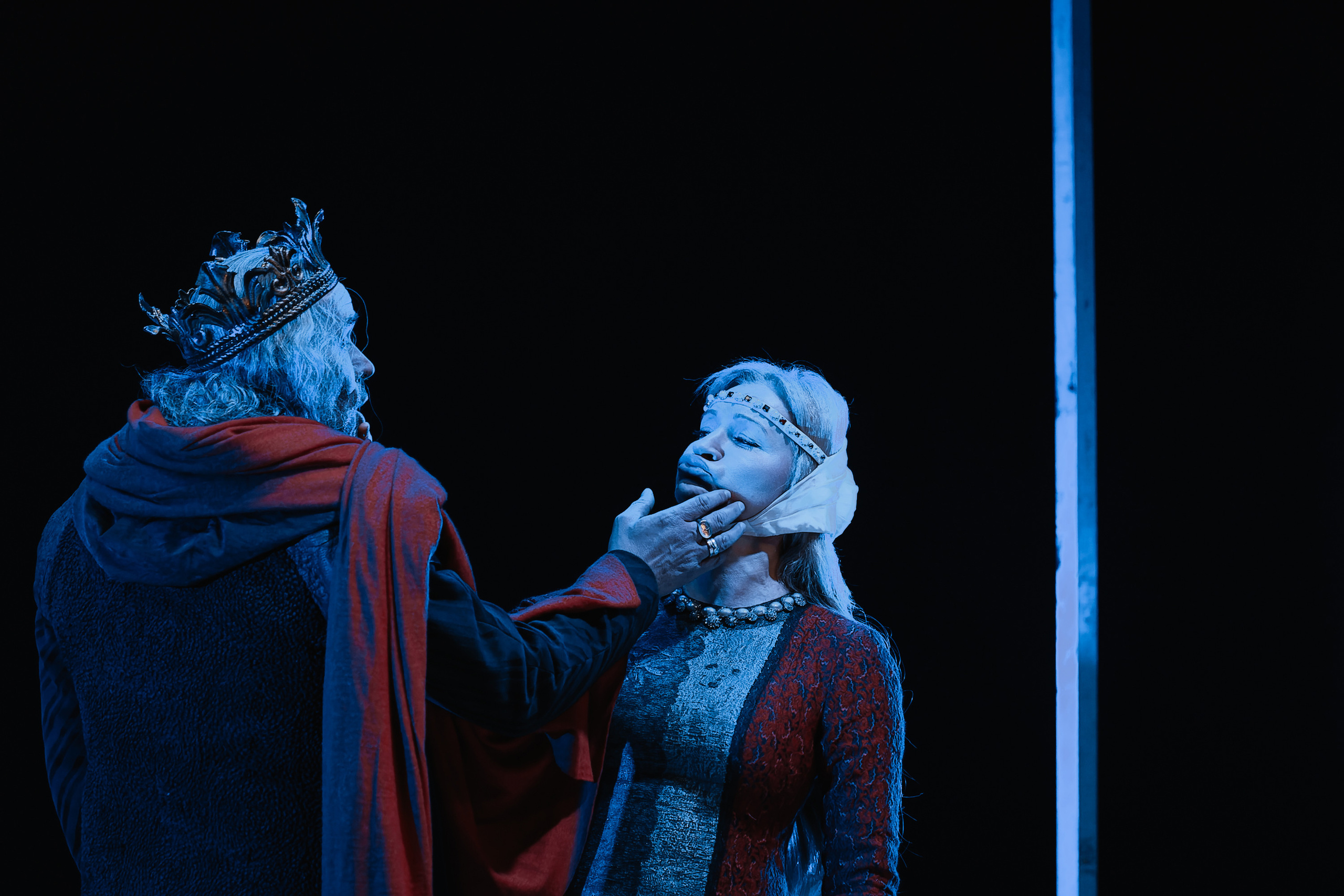 «Лев зимой». Фото и видео контент за одну съемку — Веретенников Егор