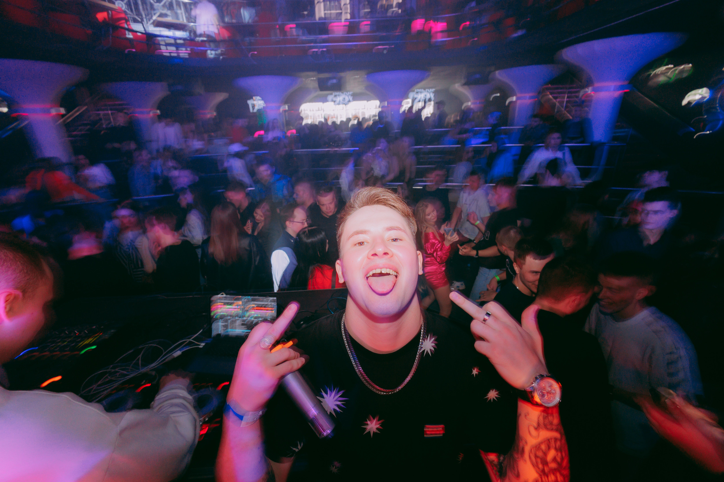 Repeat. Фото и видео контент за одну съемку — Веретенников Егор