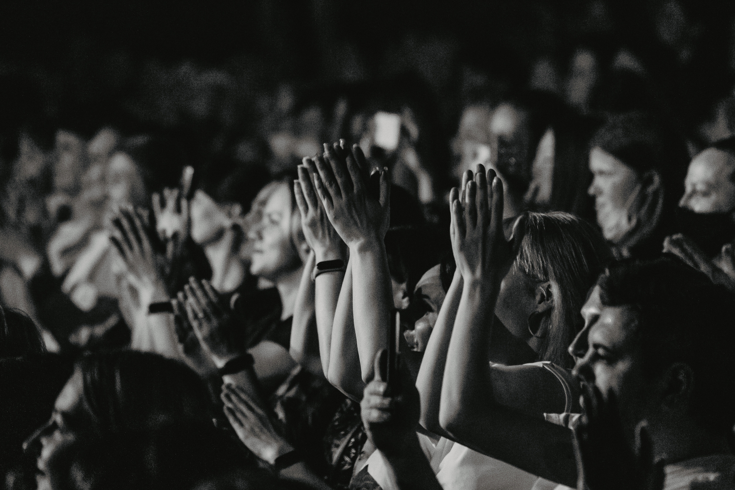 Лазарев. Фото и видео контент за одну съемку — Веретенников Егор