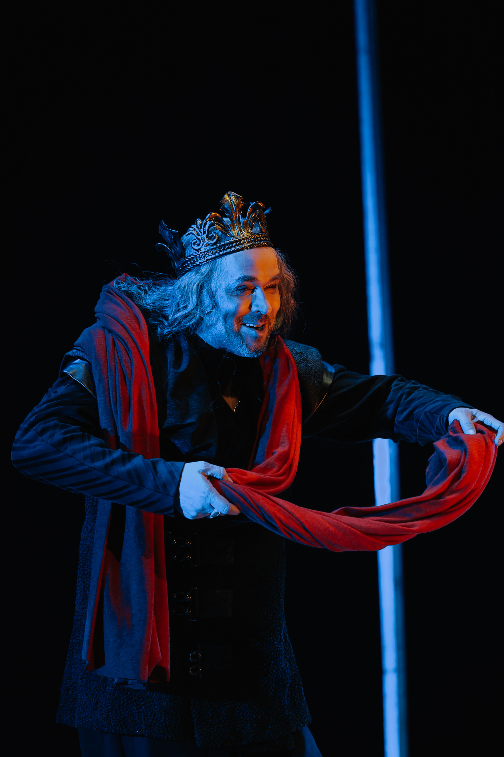 «Лев зимой». Фото и видео контент за одну съемку — Веретенников Егор