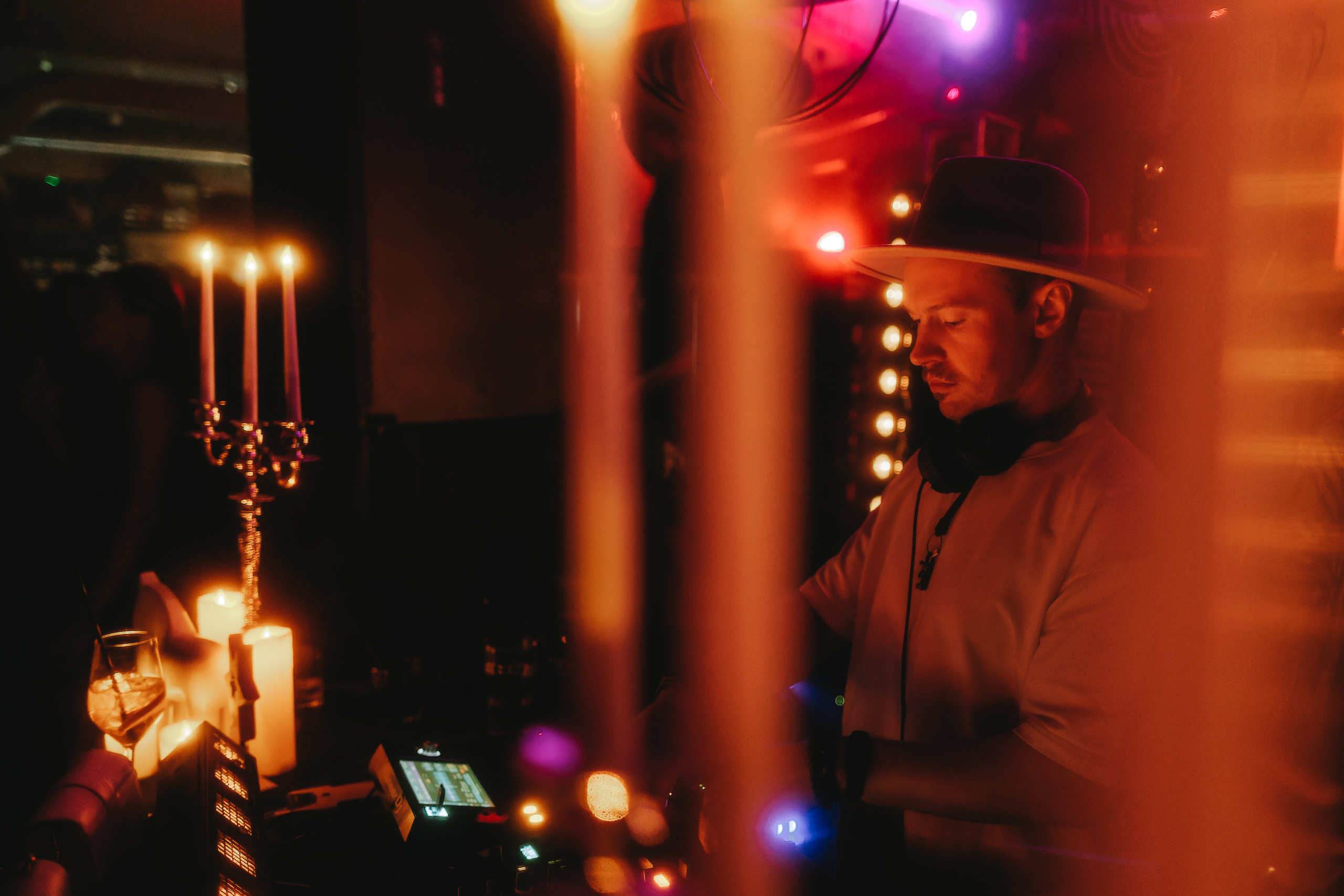 MANTRA: Betelgeize. Фото и видео контент за одну съемку — Веретенников Егор