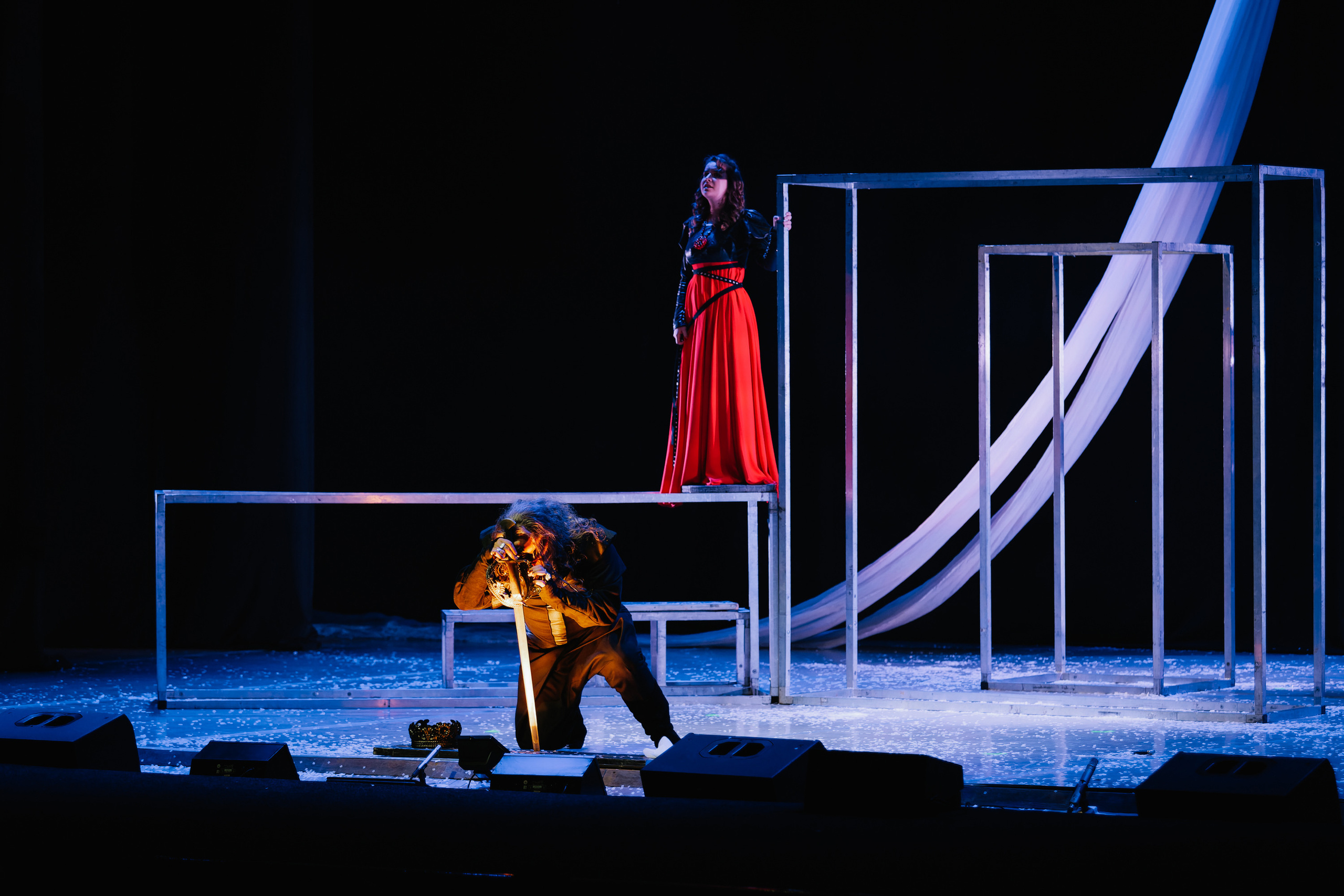 «Лев зимой». Фото и видео контент за одну съемку — Веретенников Егор