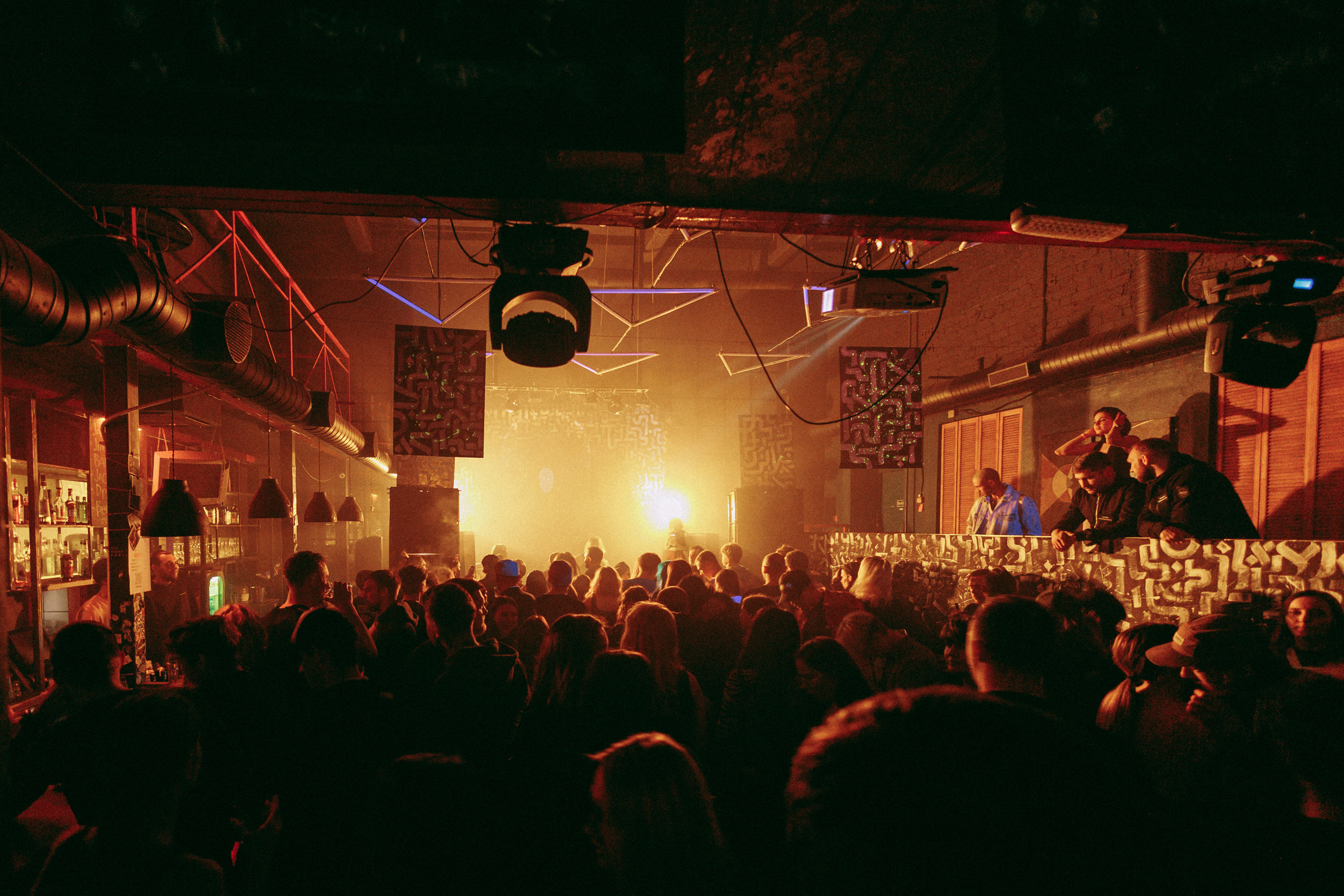 Laika. Фото и видео контент за одну съемку — Веретенников Егор