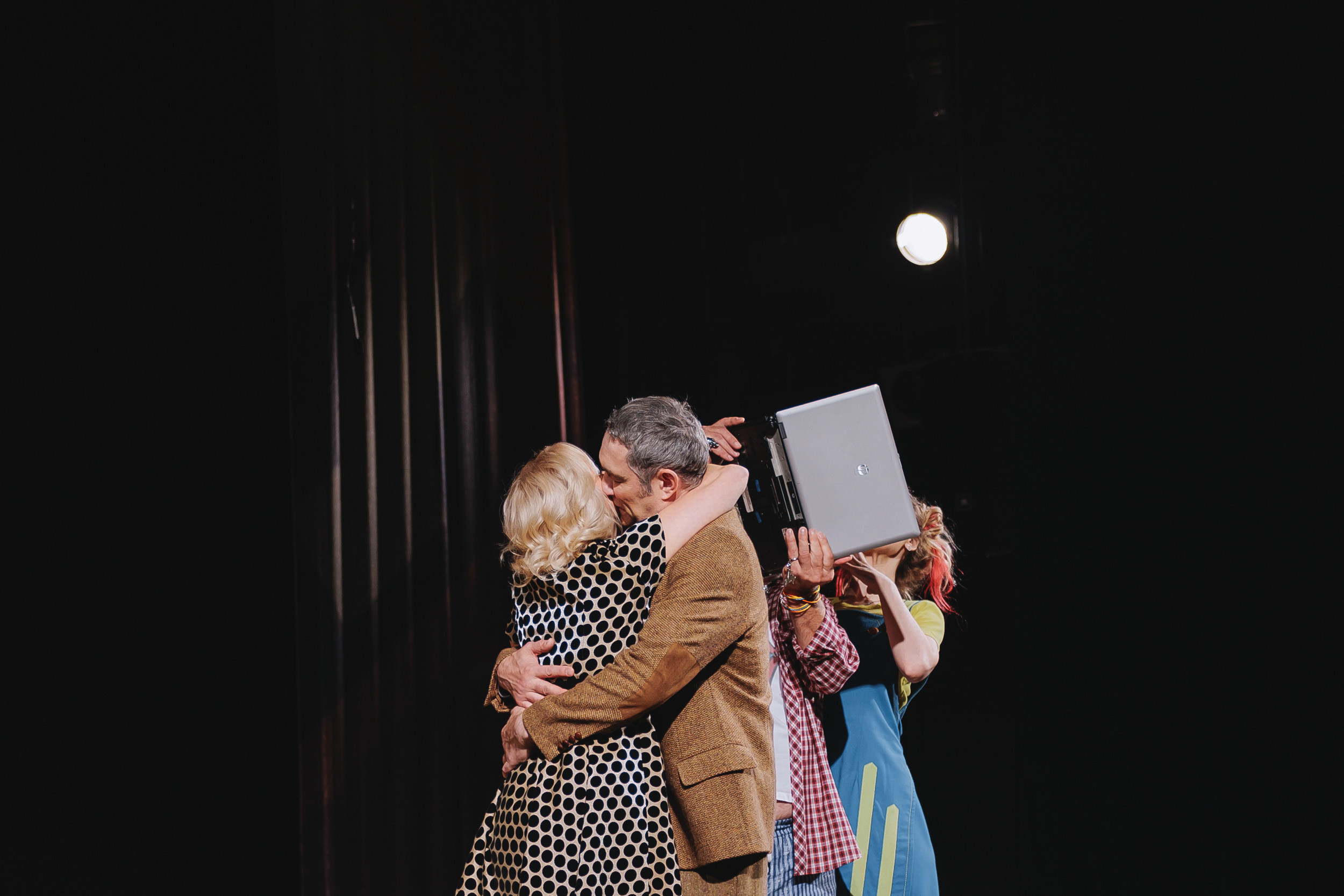 «У каждого свои недостатки». Фото и видео контент за одну съемку — Веретенников Егор