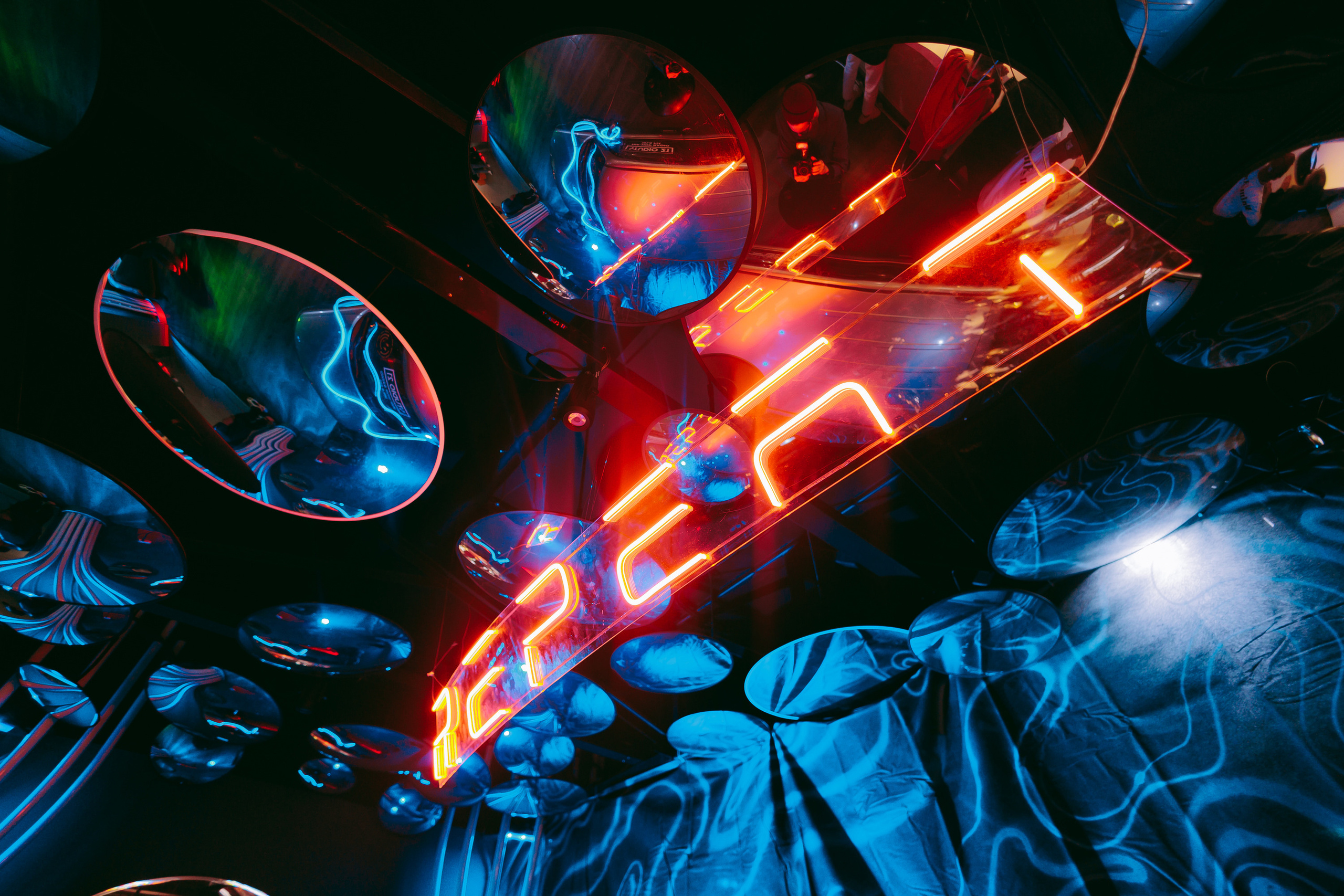 Repeat: 3 years. Фото и видео контент за одну съемку — Веретенников Егор