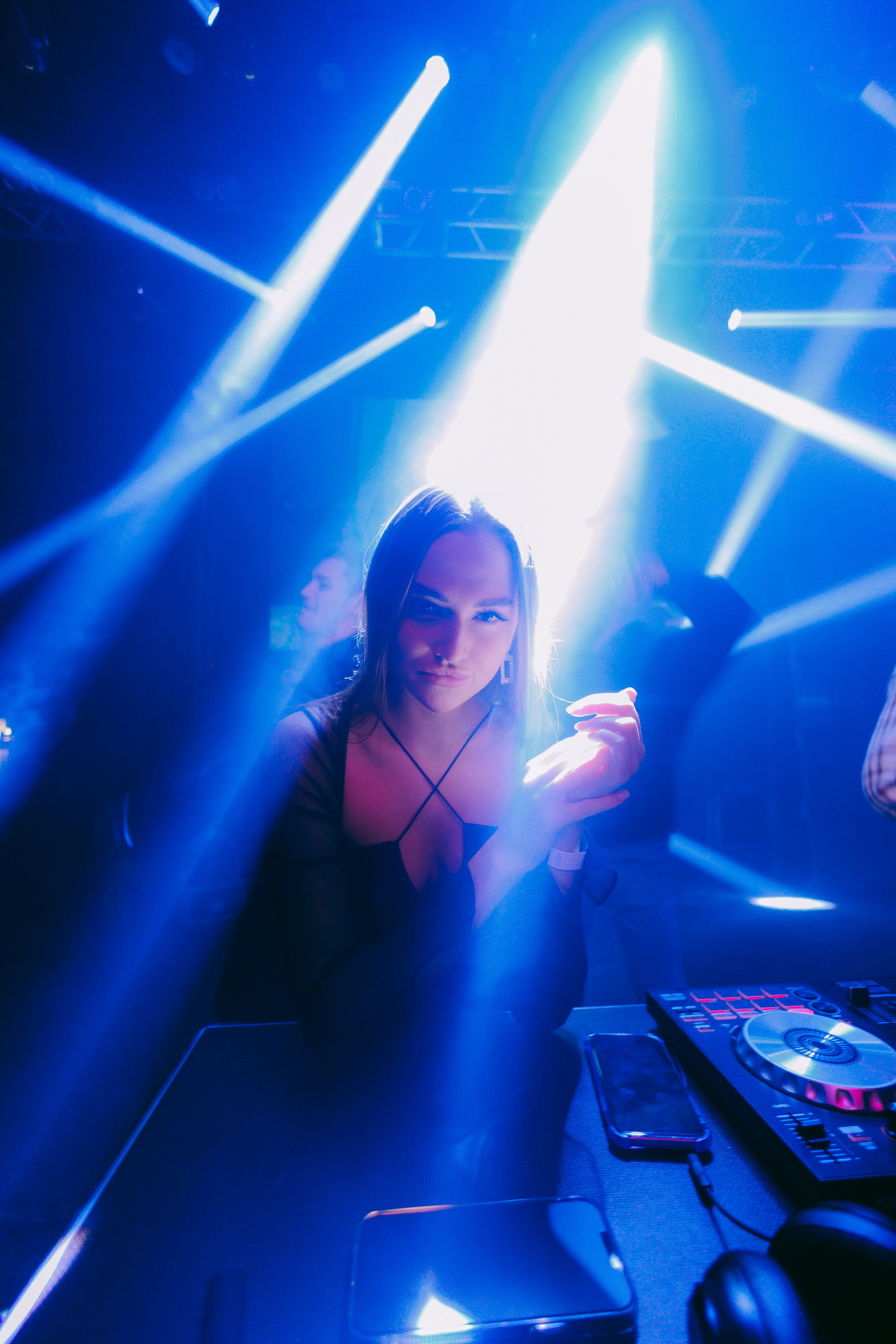 Repeat: 3 years. Фото и видео контент за одну съемку — Веретенников Егор