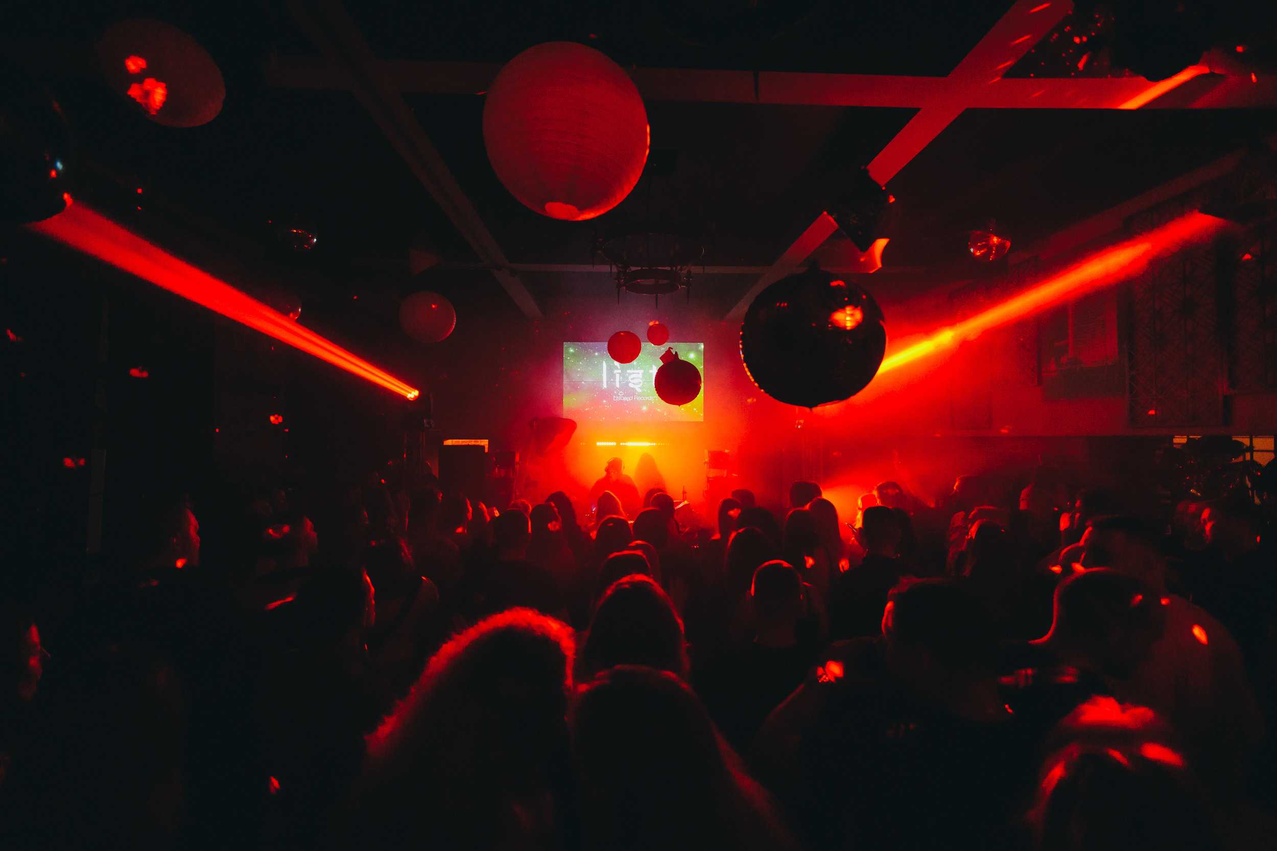 List. Фото и видео контент за одну съемку — Веретенников Егор