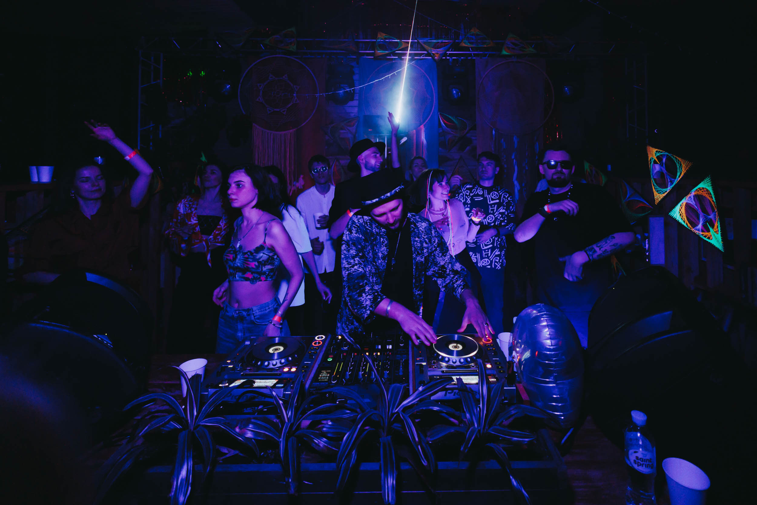 MANTRA: Acrobat. Фото и видео контент за одну съемку — Веретенников Егор