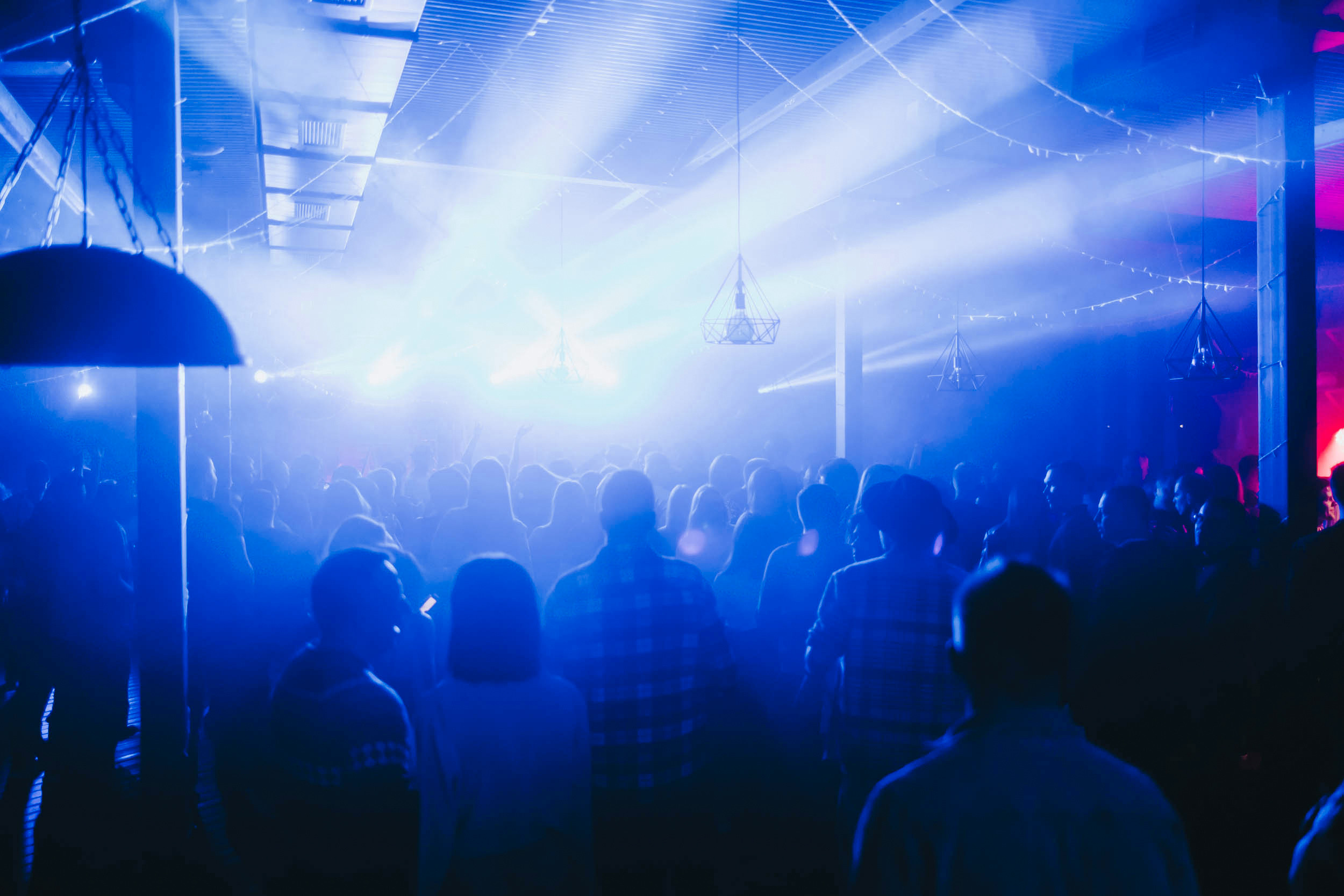 MANTRA: Acrobat. Фото и видео контент за одну съемку — Веретенников Егор