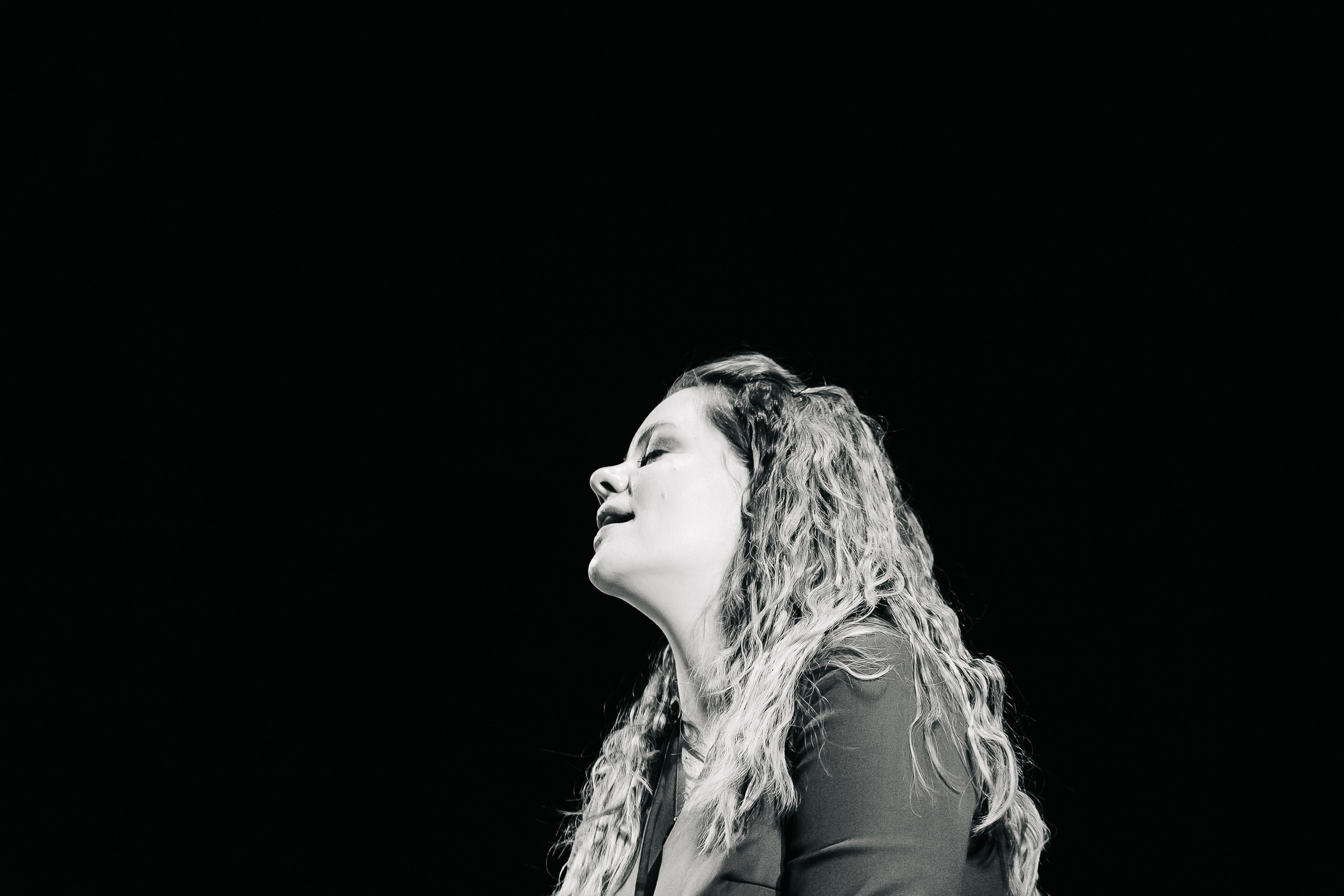 Вера Полозкова. Фото и видео контент за одну съемку — Веретенников Егор