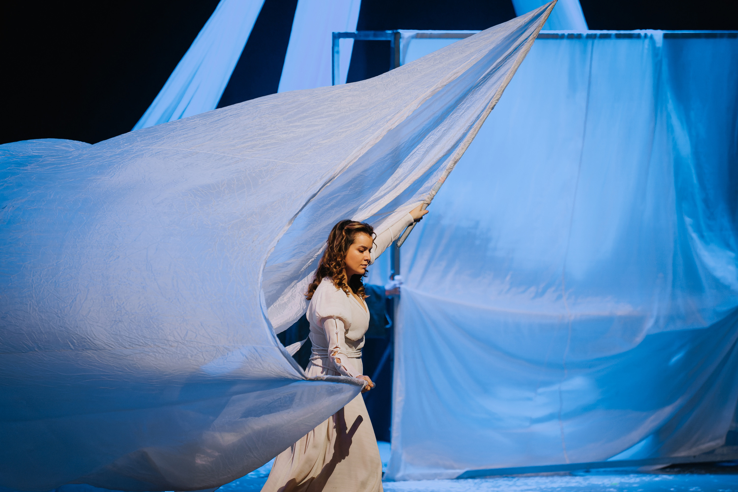 «Лев зимой». Фото и видео контент за одну съемку — Веретенников Егор