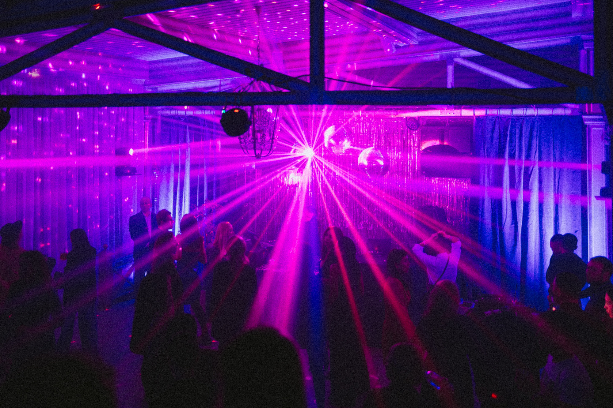 Vie Parisienne with Damien Vandesande (France). Фото и видео контент за одну съемку — Веретенников Егор