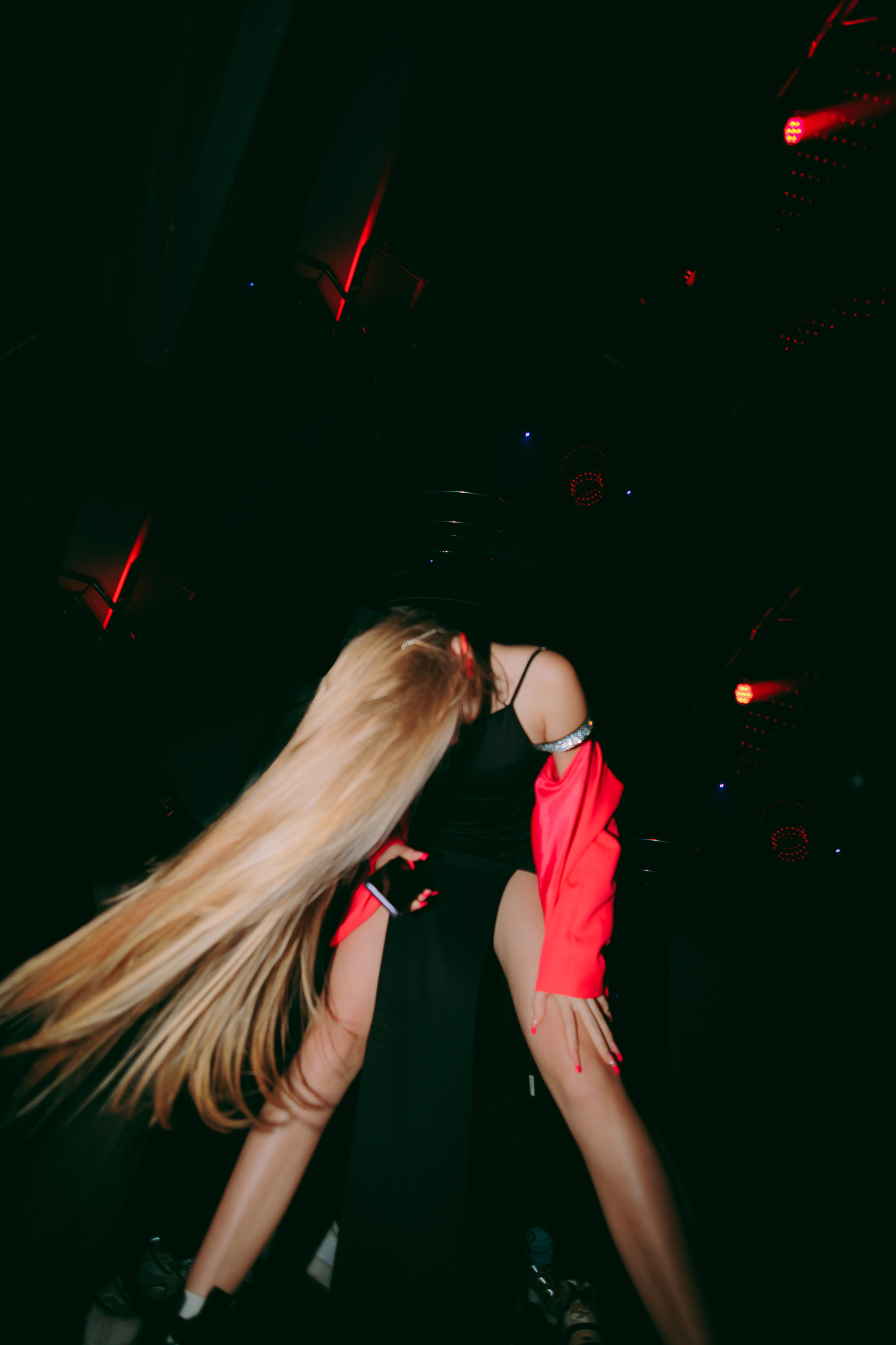 Repeat: 3 years. Фото и видео контент за одну съемку — Веретенников Егор