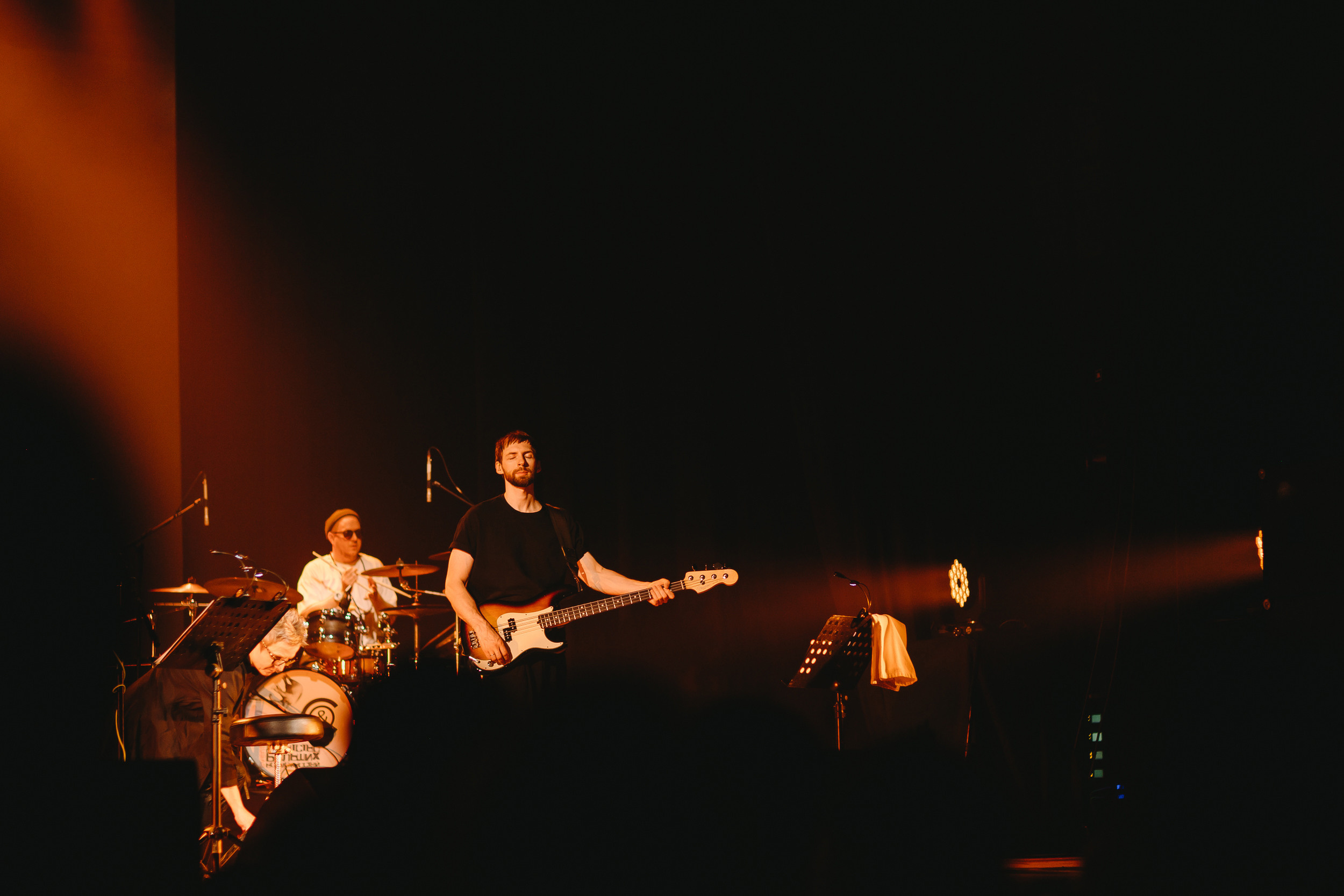 Сурганова и оркестр. Фото и видео контент за одну съемку — Веретенников Егор