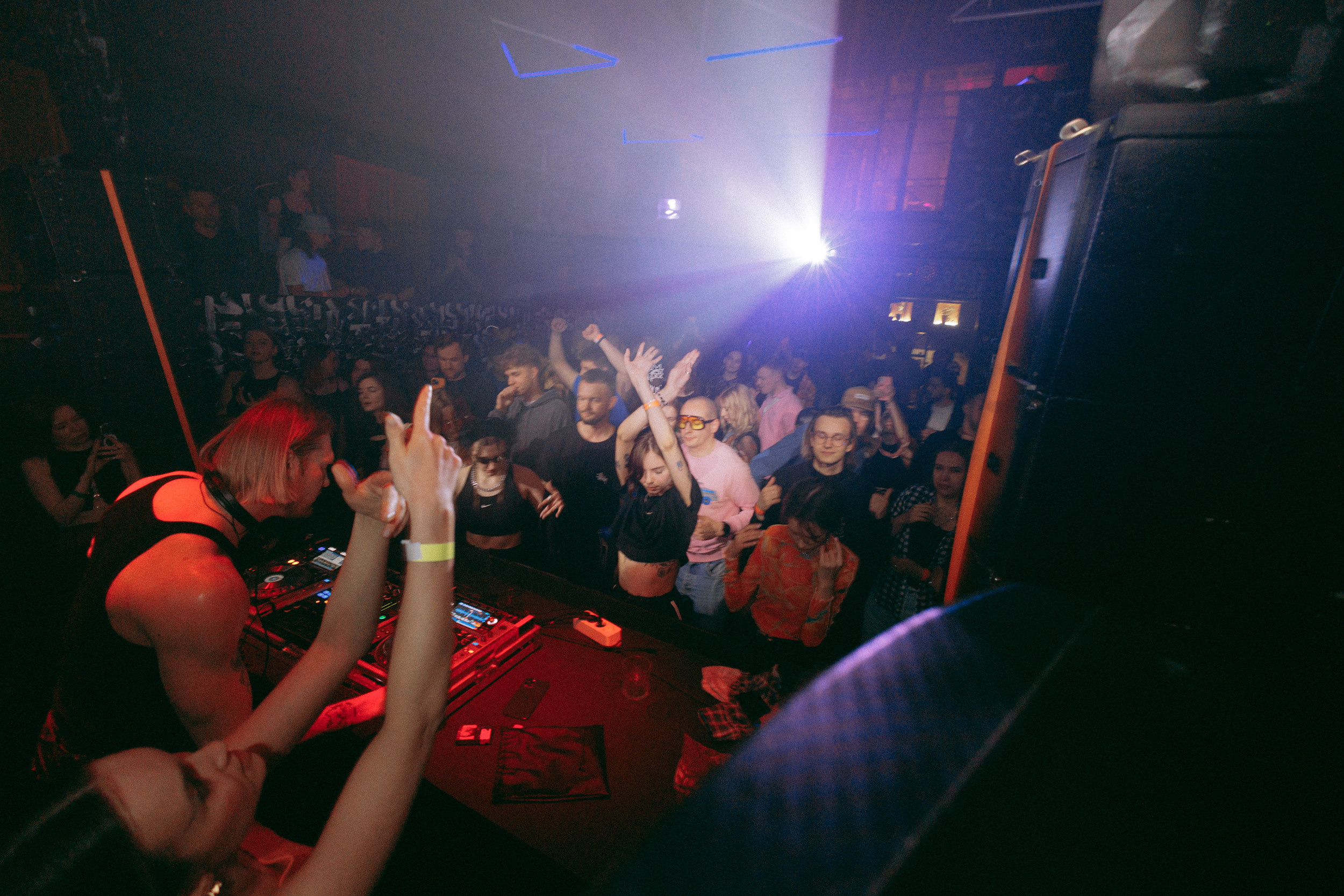 Laika. Фото и видео контент за одну съемку — Веретенников Егор