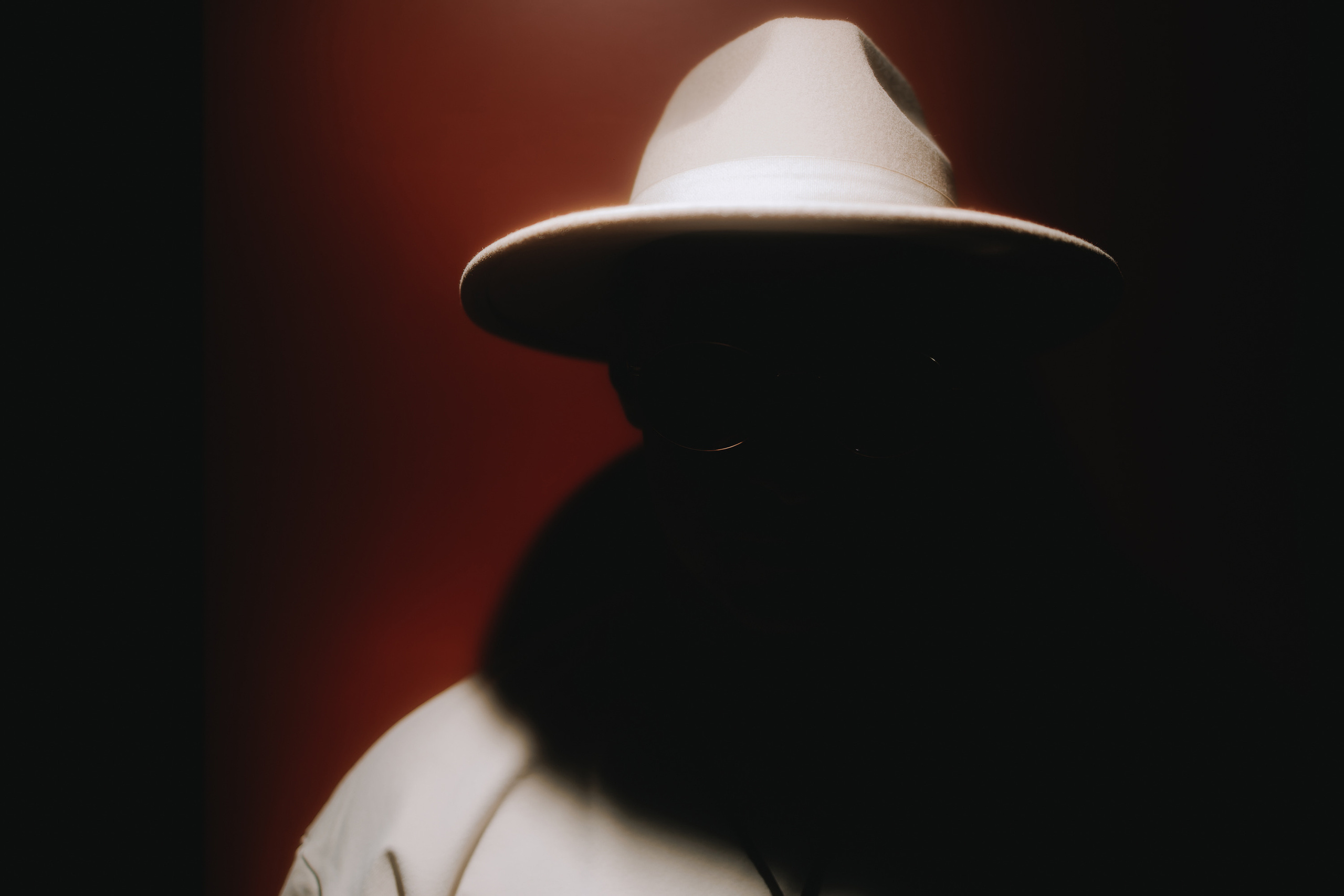 MANTRA: Betelgeize. Фото и видео контент за одну съемку — Веретенников Егор