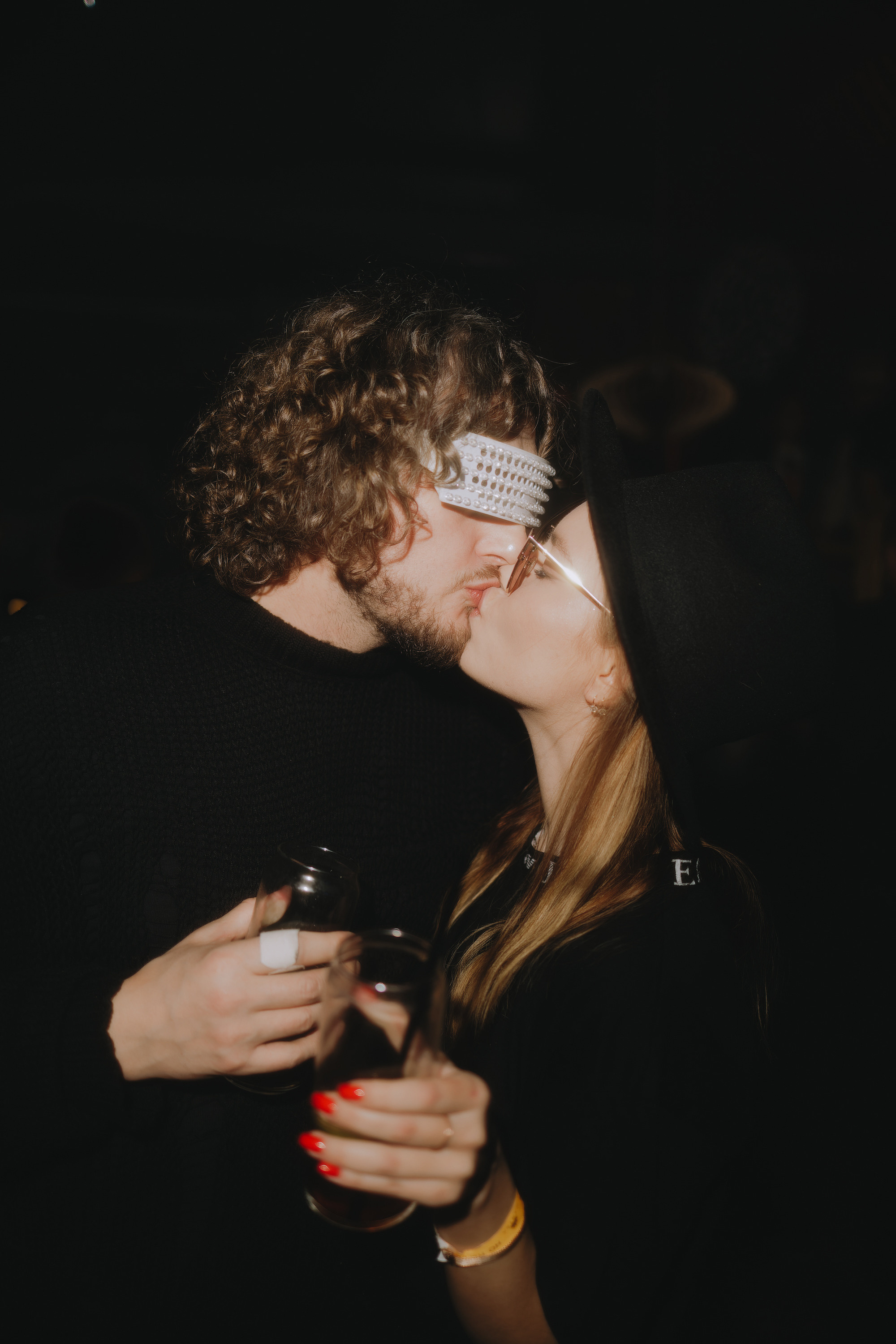 MANTRA: Betelgeize. Фото и видео контент за одну съемку — Веретенников Егор