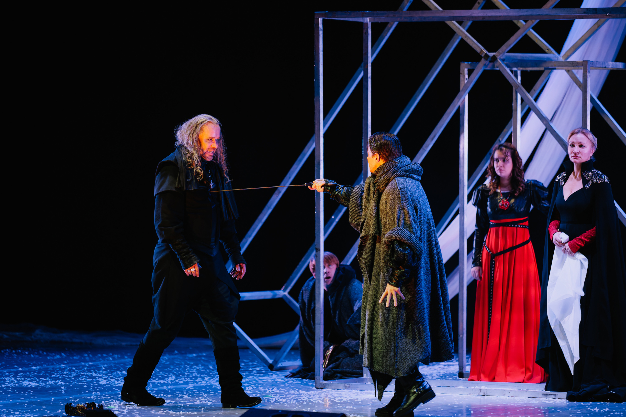 «Лев зимой». Фото и видео контент за одну съемку — Веретенников Егор