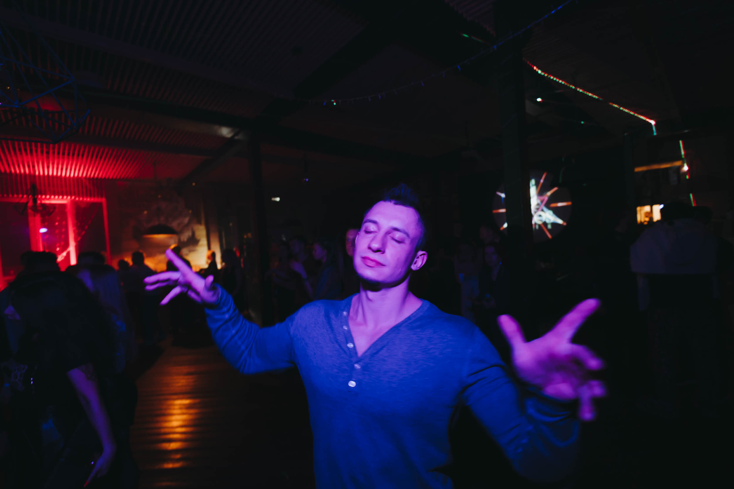 MANTRA: Acrobat. Фото и видео контент за одну съемку — Веретенников Егор