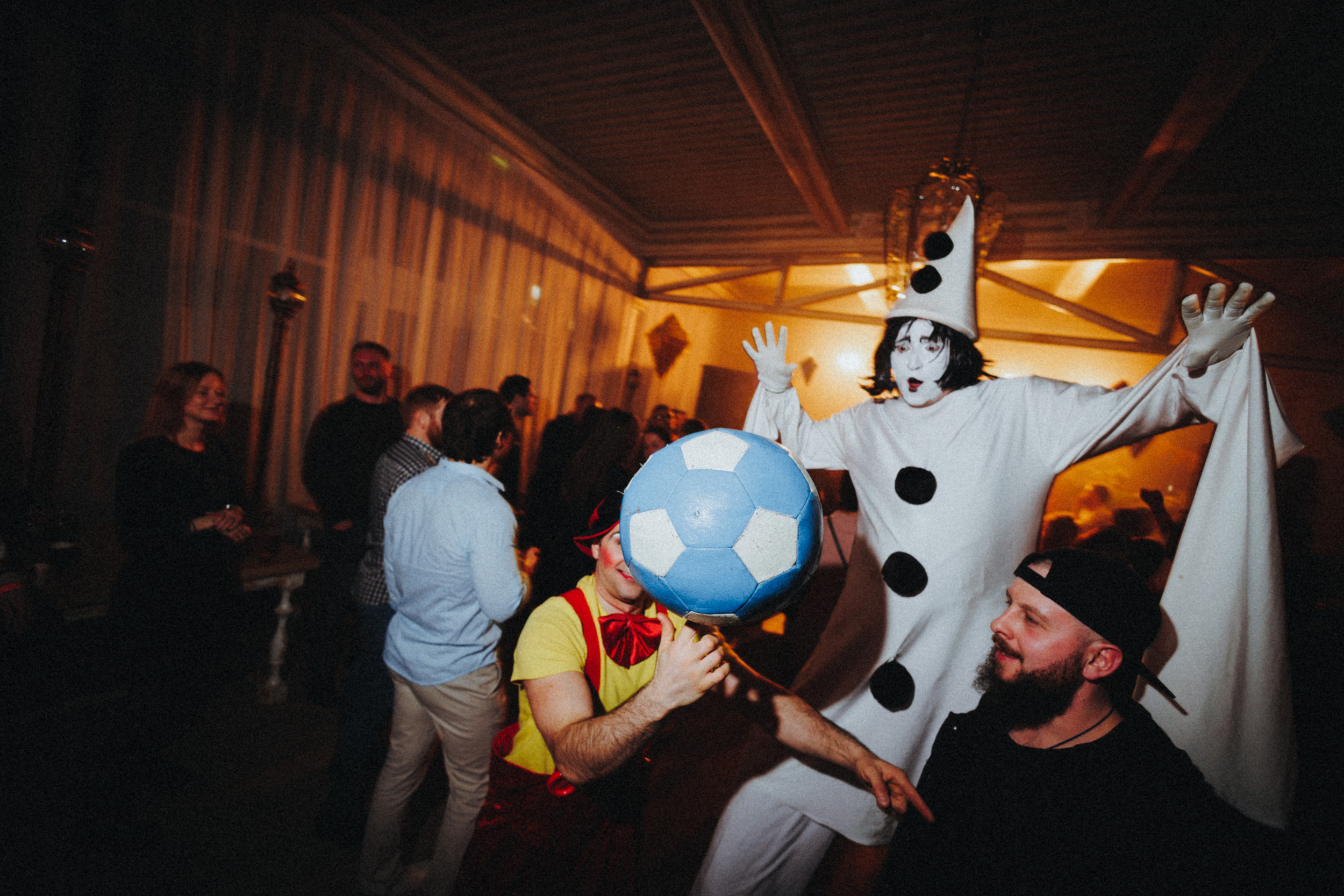 New Year Circus. Фото и видео контент за одну съемку — Веретенников Егор